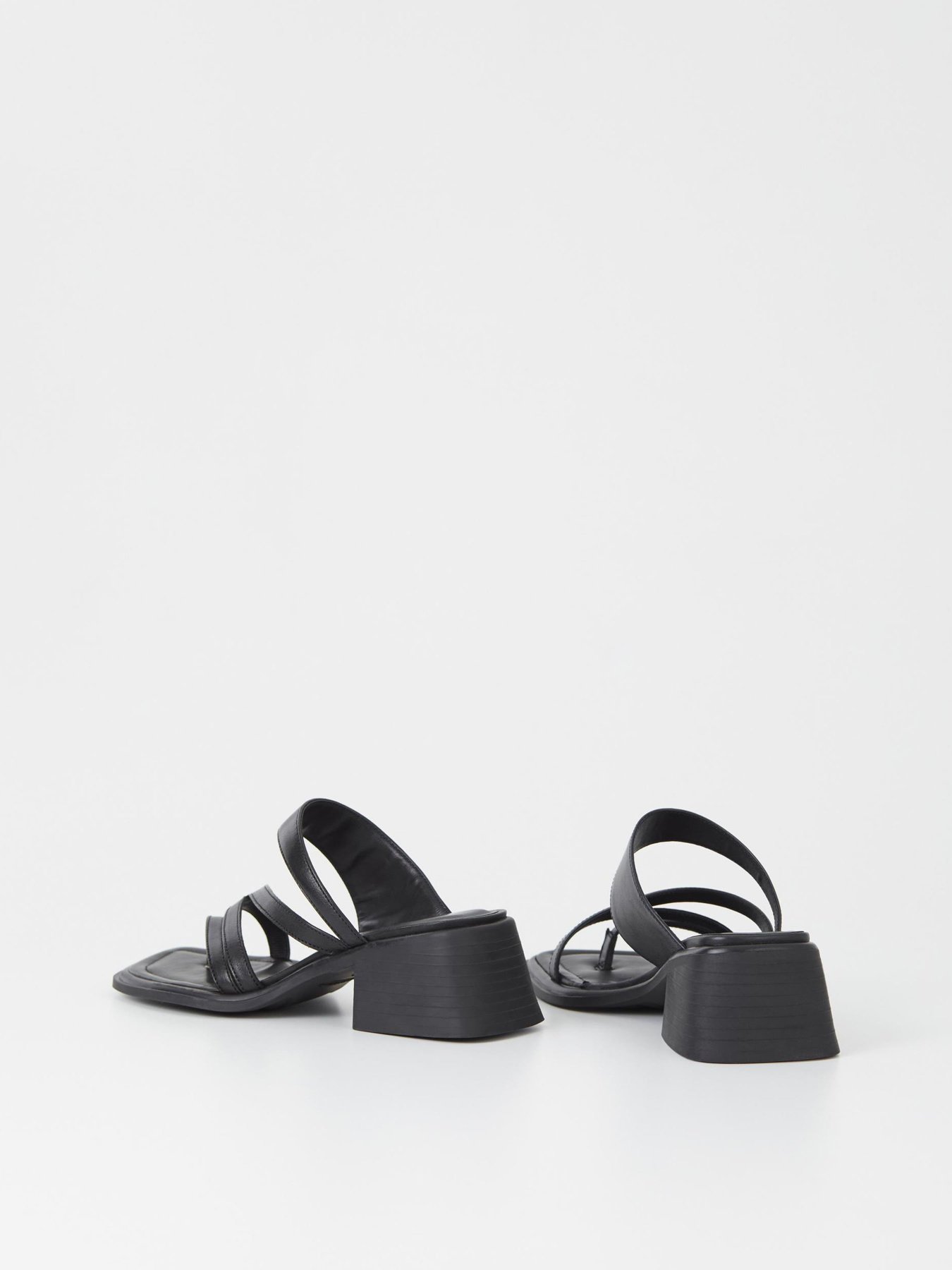 Шлепанцы VAGABOND Ines модель 5311-001-20 Фото