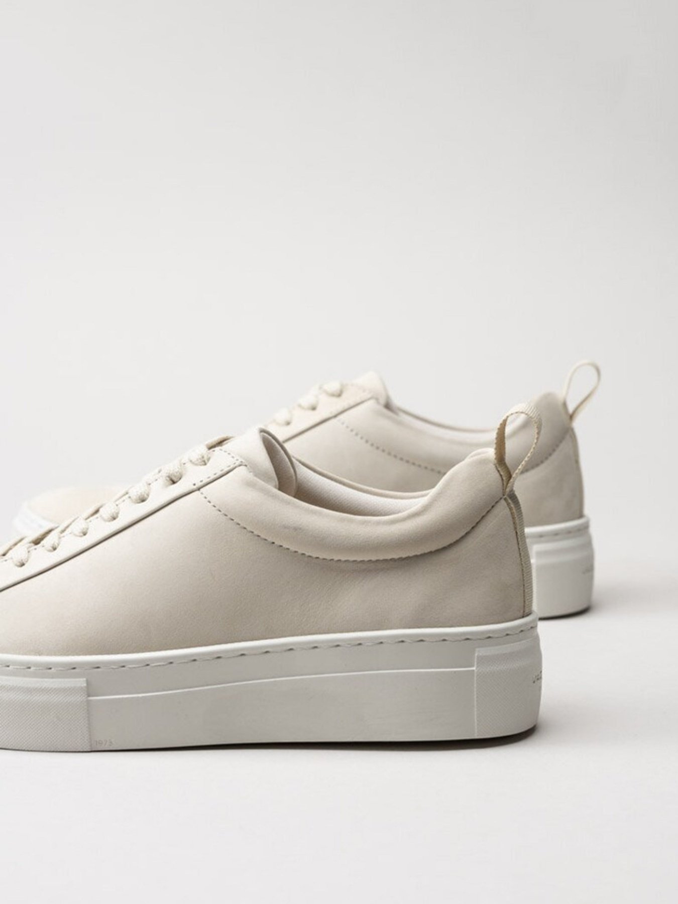 Кеды низкие VAGABOND Zoe Platform модель 5327-250-02 Фото