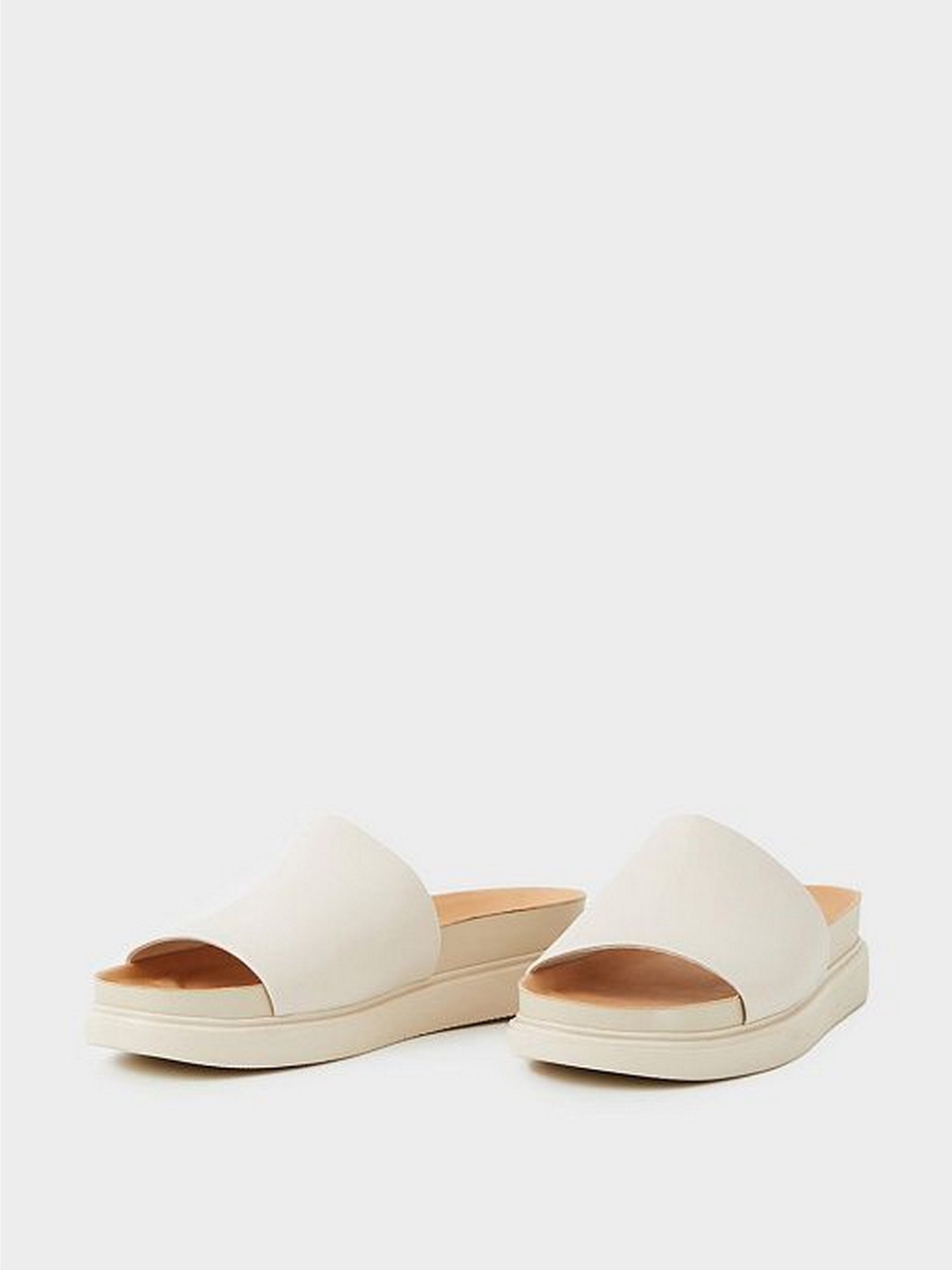 Шлепанцы VAGABOND Erin модель 5332-501-02 Фото