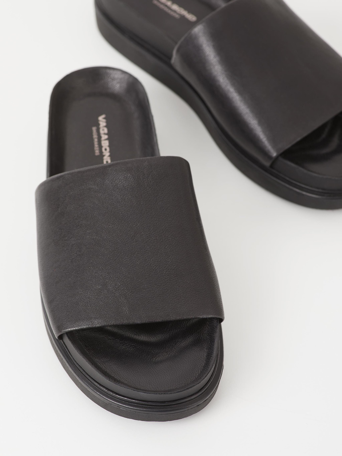 Шлепанцы VAGABOND Erin модель 5332-501-20 Шлепанцы VAGABOND Erin модель 5332-501-20 Фото