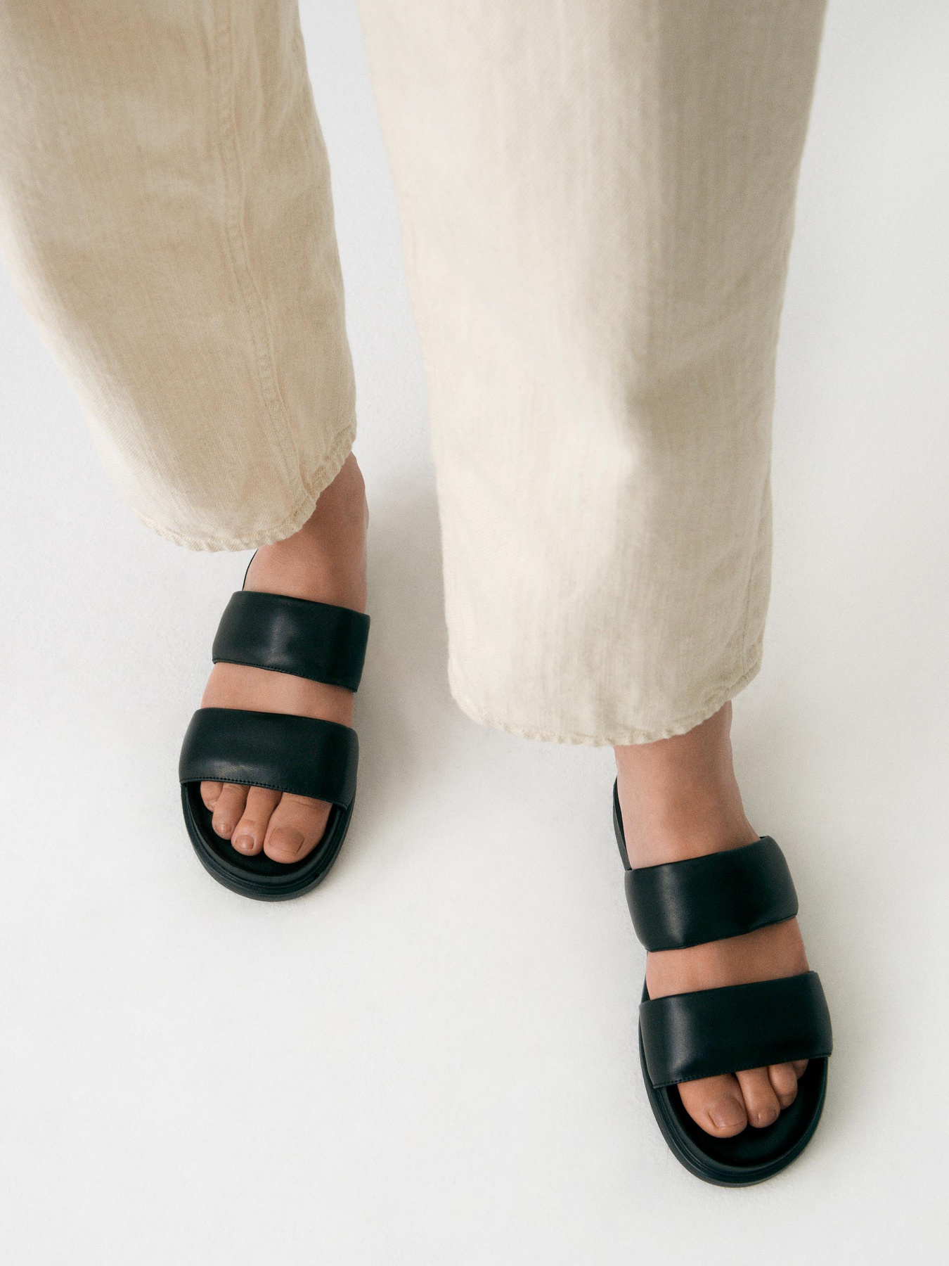 Шлепанцы VAGABOND Erin модель 5332-701-20 Фото