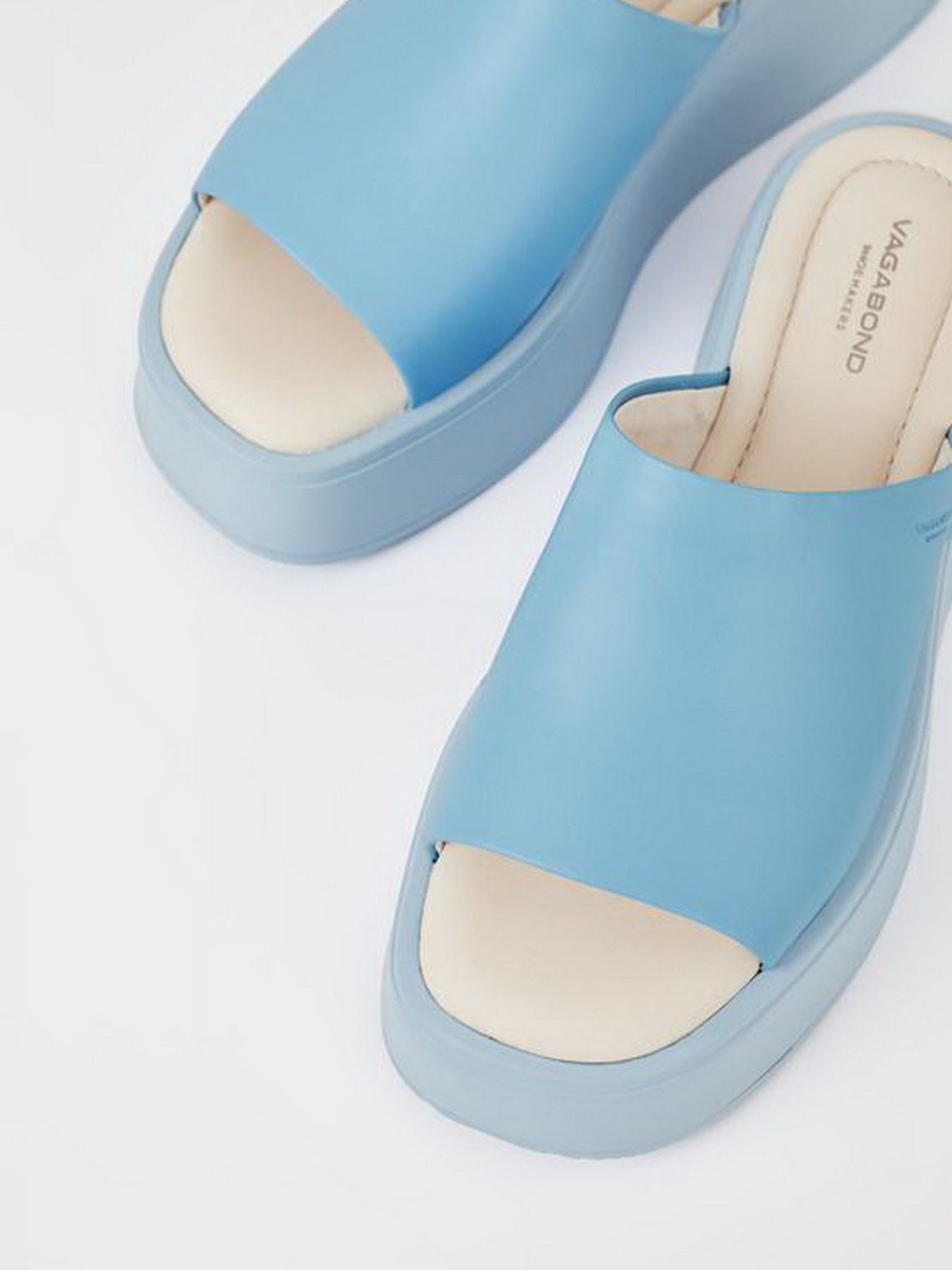 Шлепанцы VAGABOND Courtney модель 5334-601-63 Фото