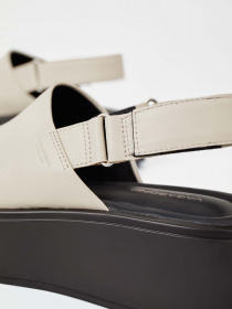 Босоніжки VAGABOND Courtney модель 5534-001-02 Фото