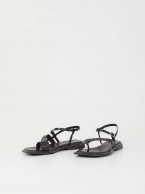 Сандалії VAGABOND Izzy модель 5513-001-20 Фото