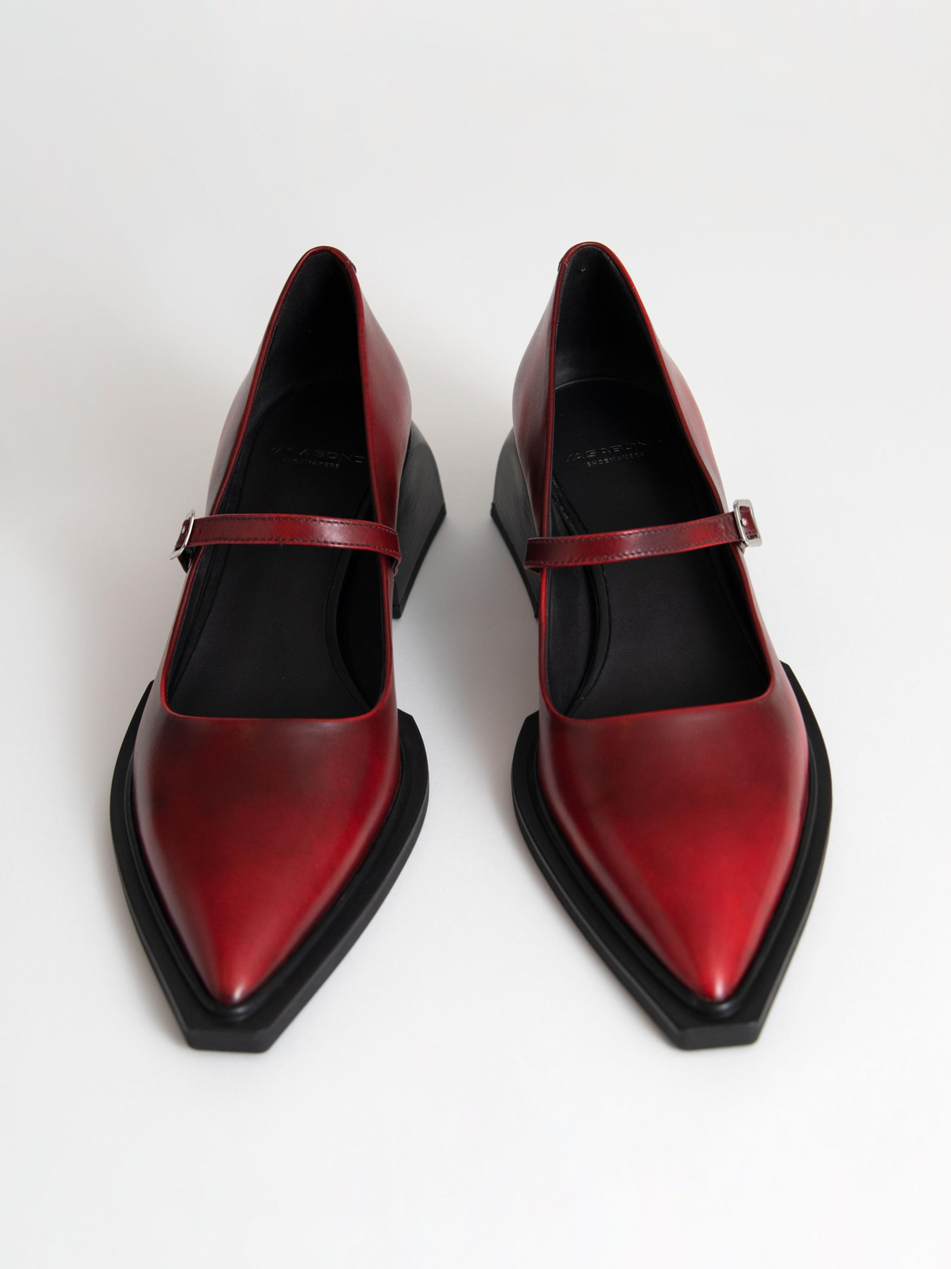 Туфли VAGABOND Vivian модель 5553-018-47 Туфли VAGABOND Vivian модель 5553-018-47 Фото