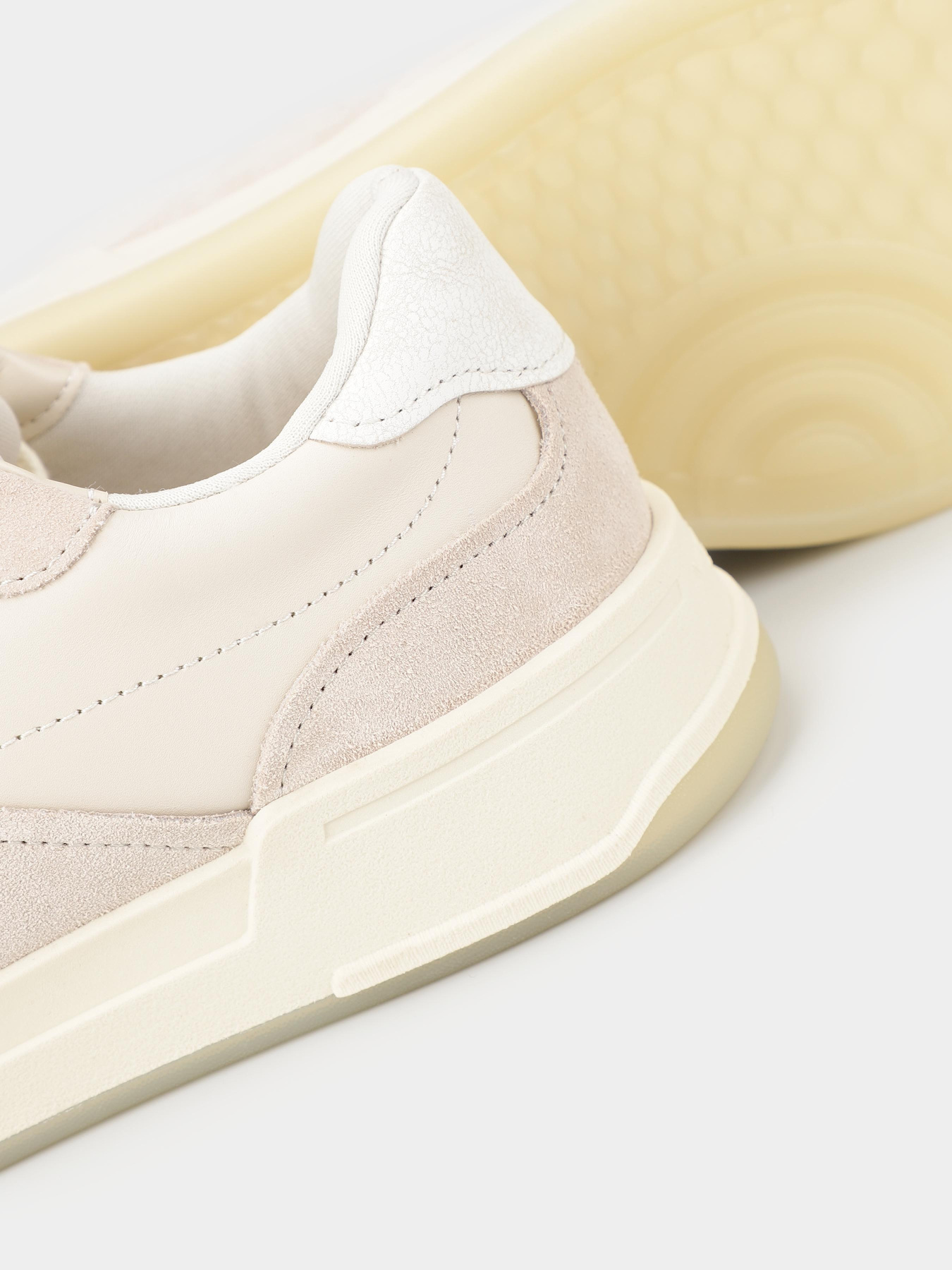 Кросівки VAGABOND Selena Модель 5520-042-97 Фото