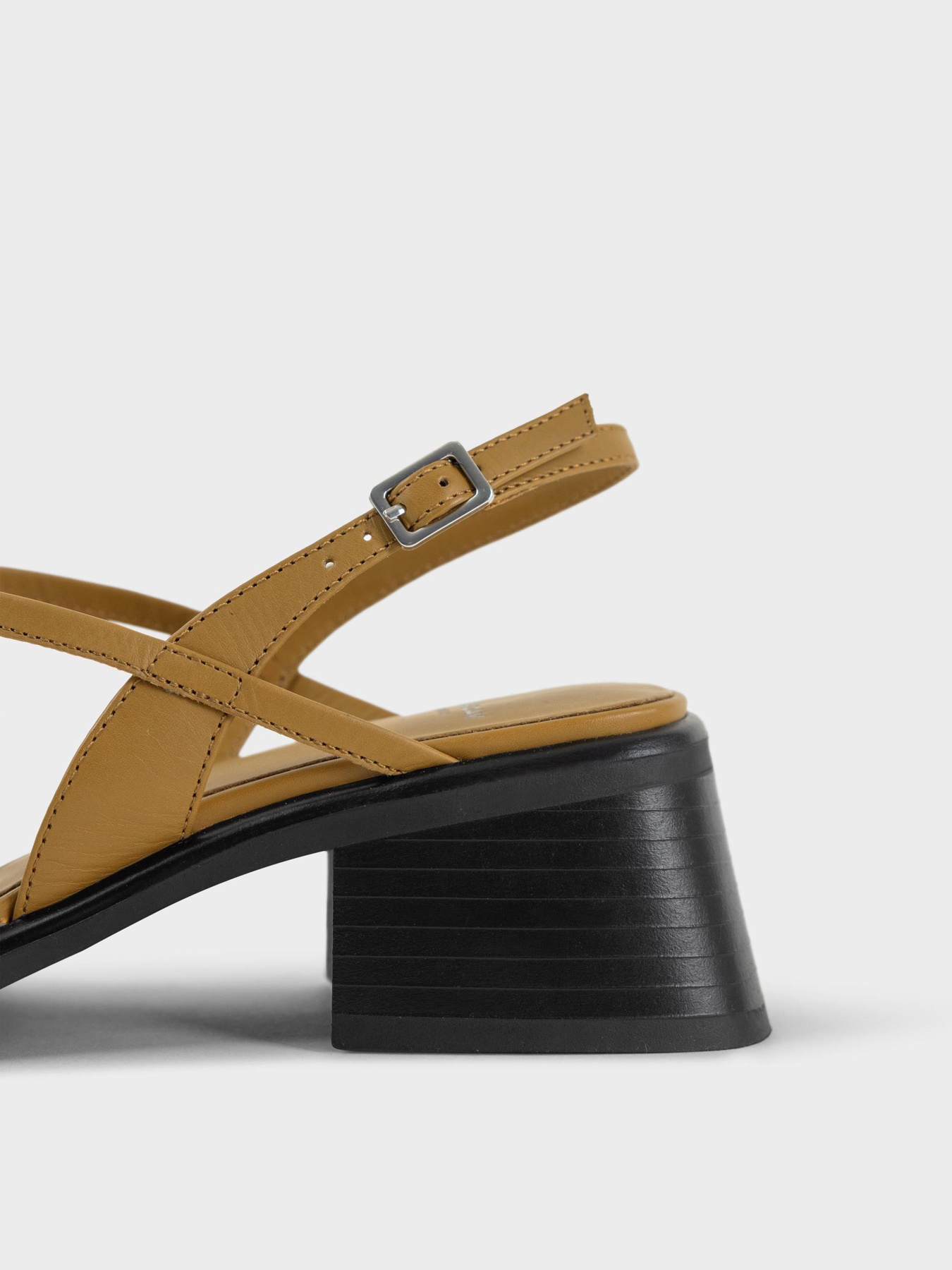 Босоножки VAGABOND Ines модель 5711-101-24 Фото