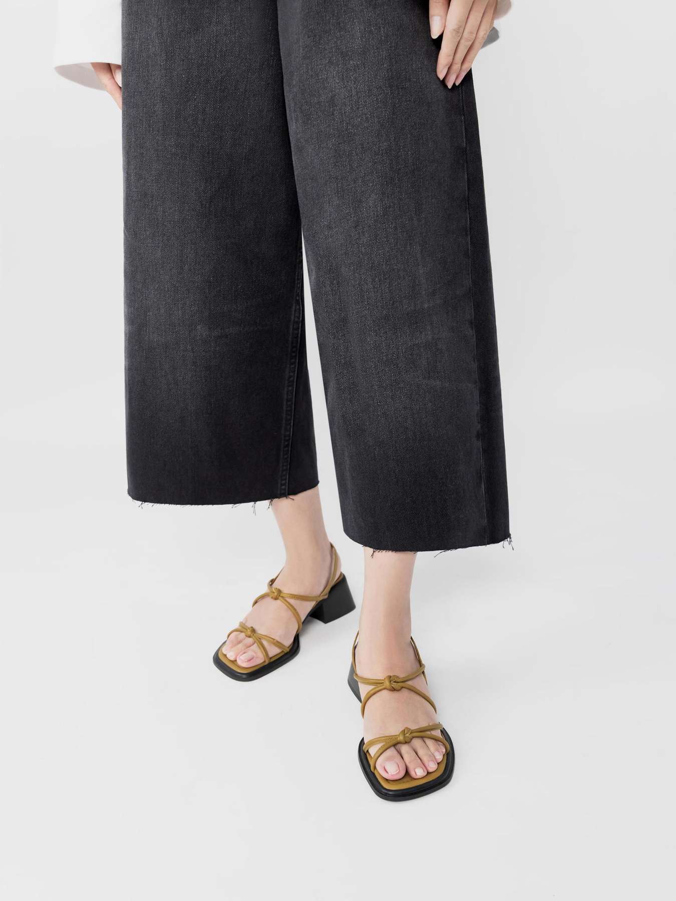 Босоножки VAGABOND Ines модель 5711-101-24 Фото