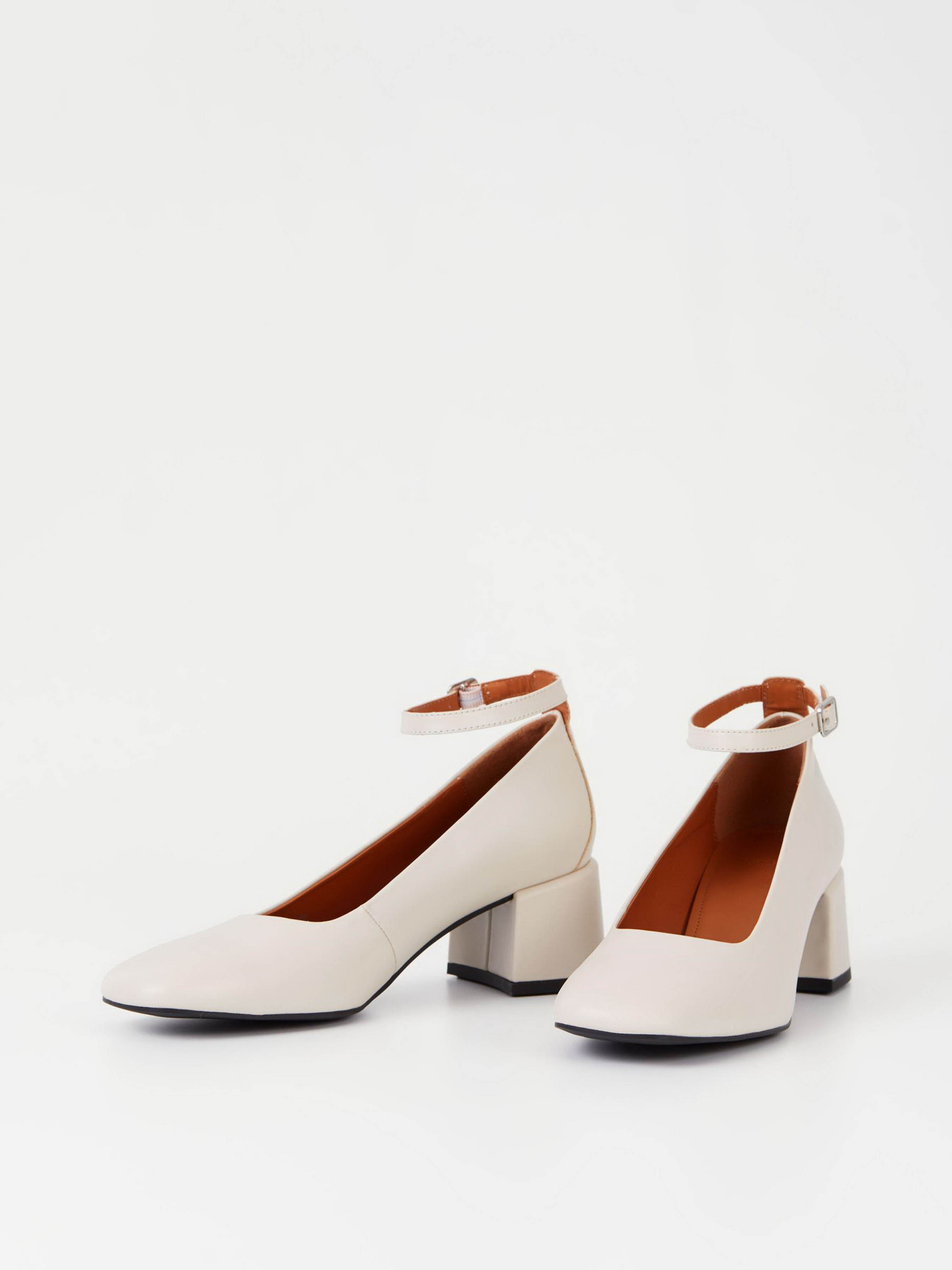 Туфли VAGABOND Adison модель 5739-001-02 Фото