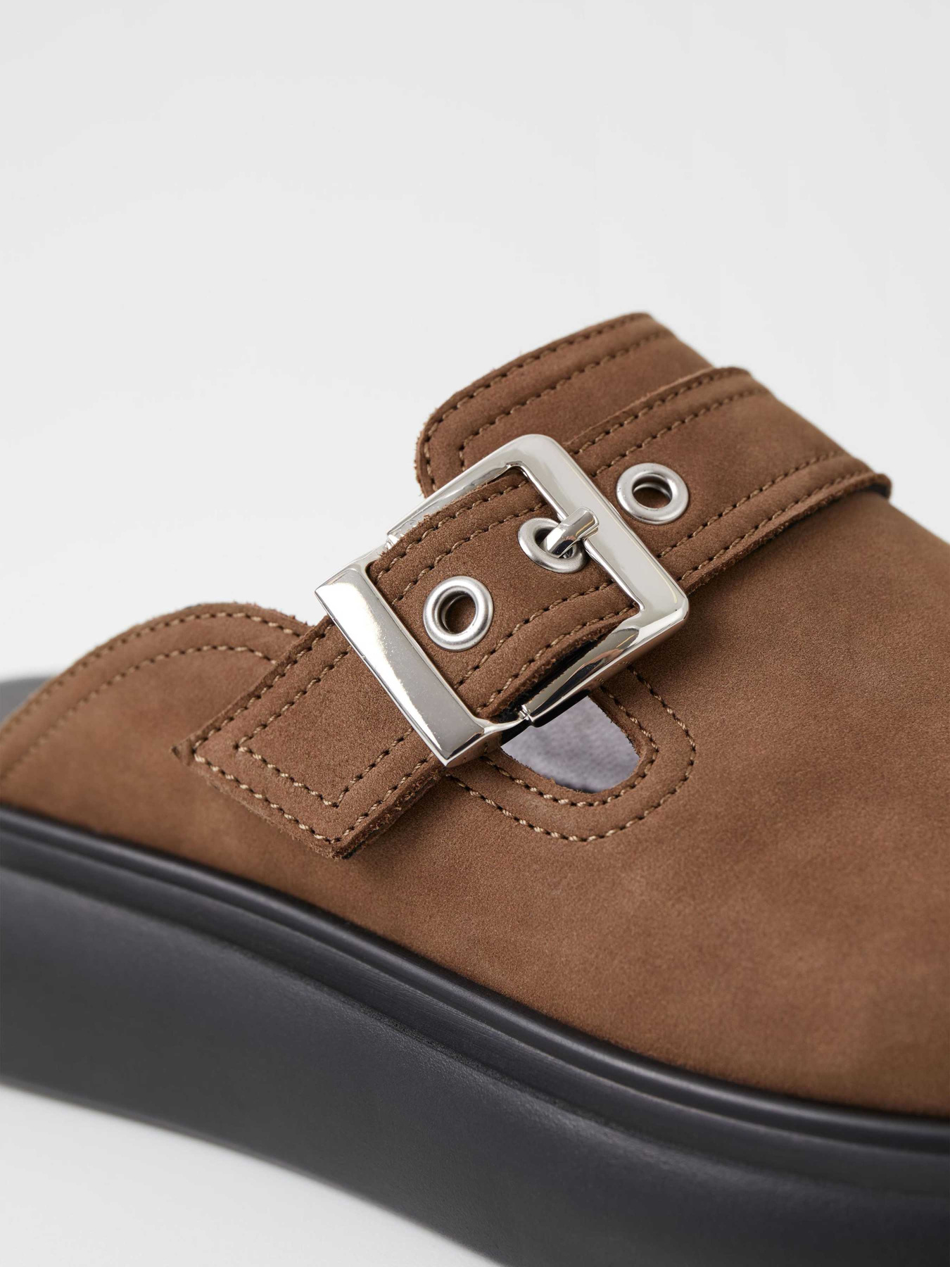 Сабо VAGABOND Blenda модель 5519-750-19 Сабо VAGABOND Blenda модель 5519-750-19 Фото