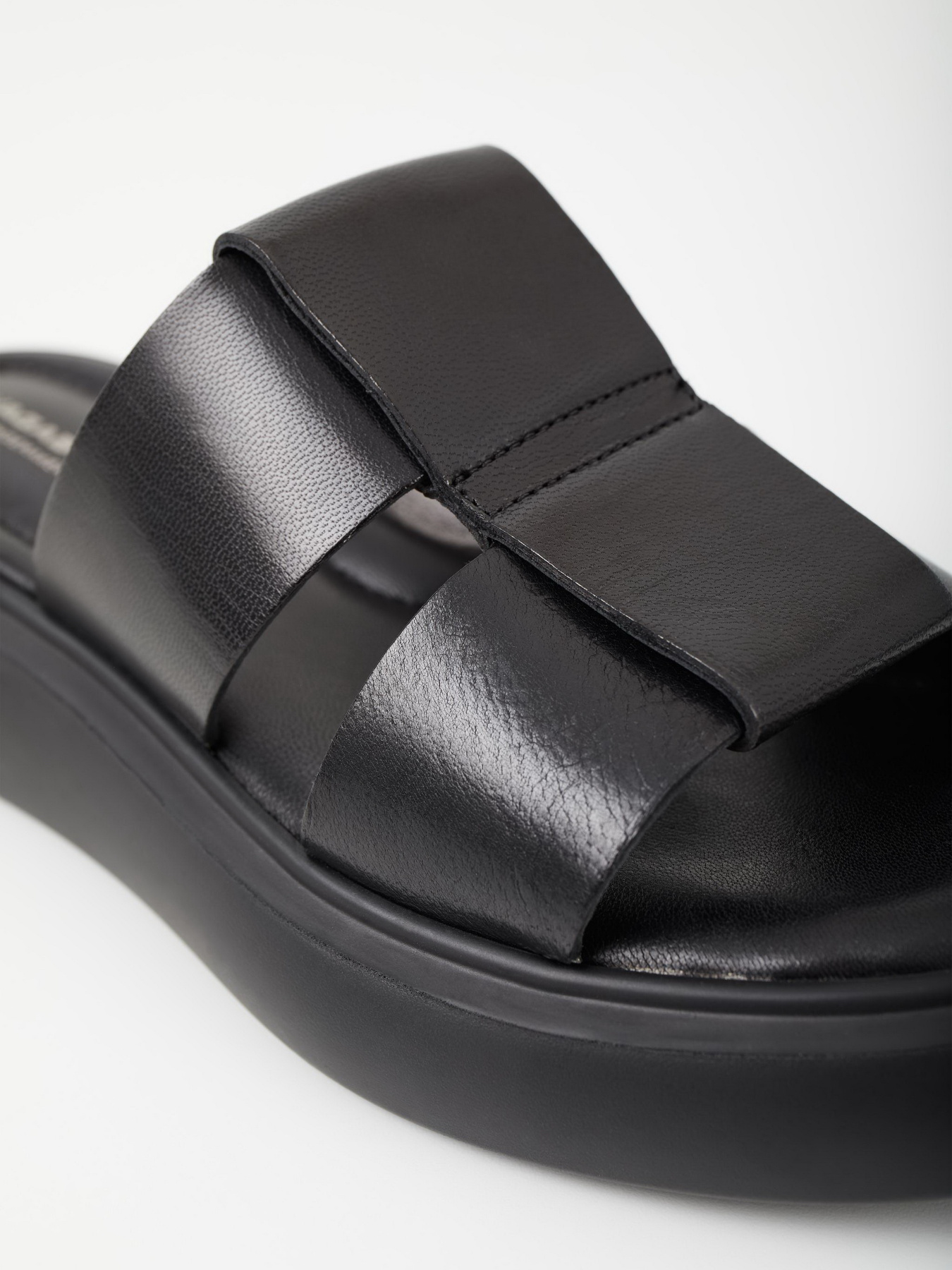 Шлепанцы VAGABOND Blenda модель 5519-201-20 Фото