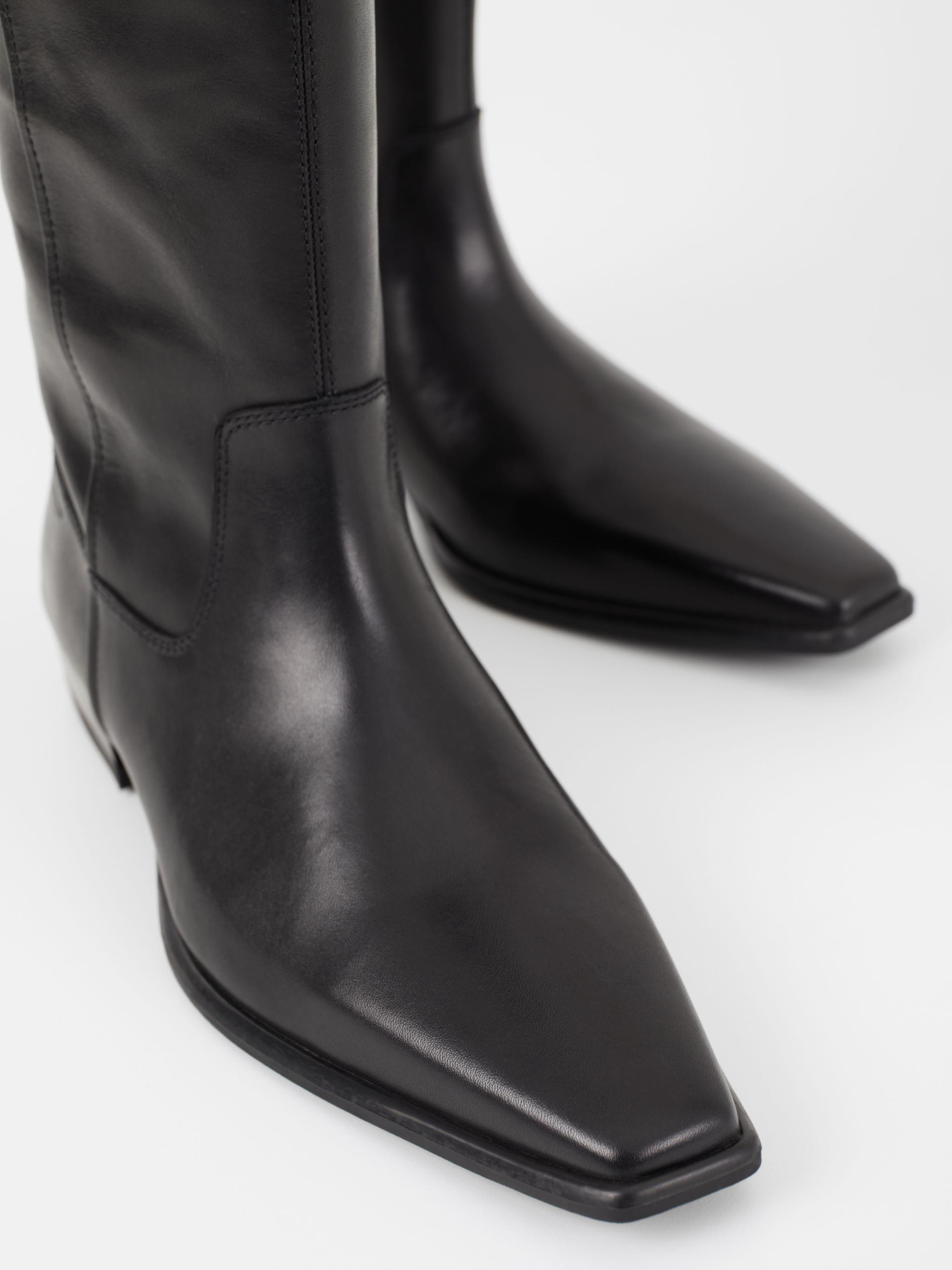 Сапоги VAGABOND Nella модель 5616-301-20 Фото