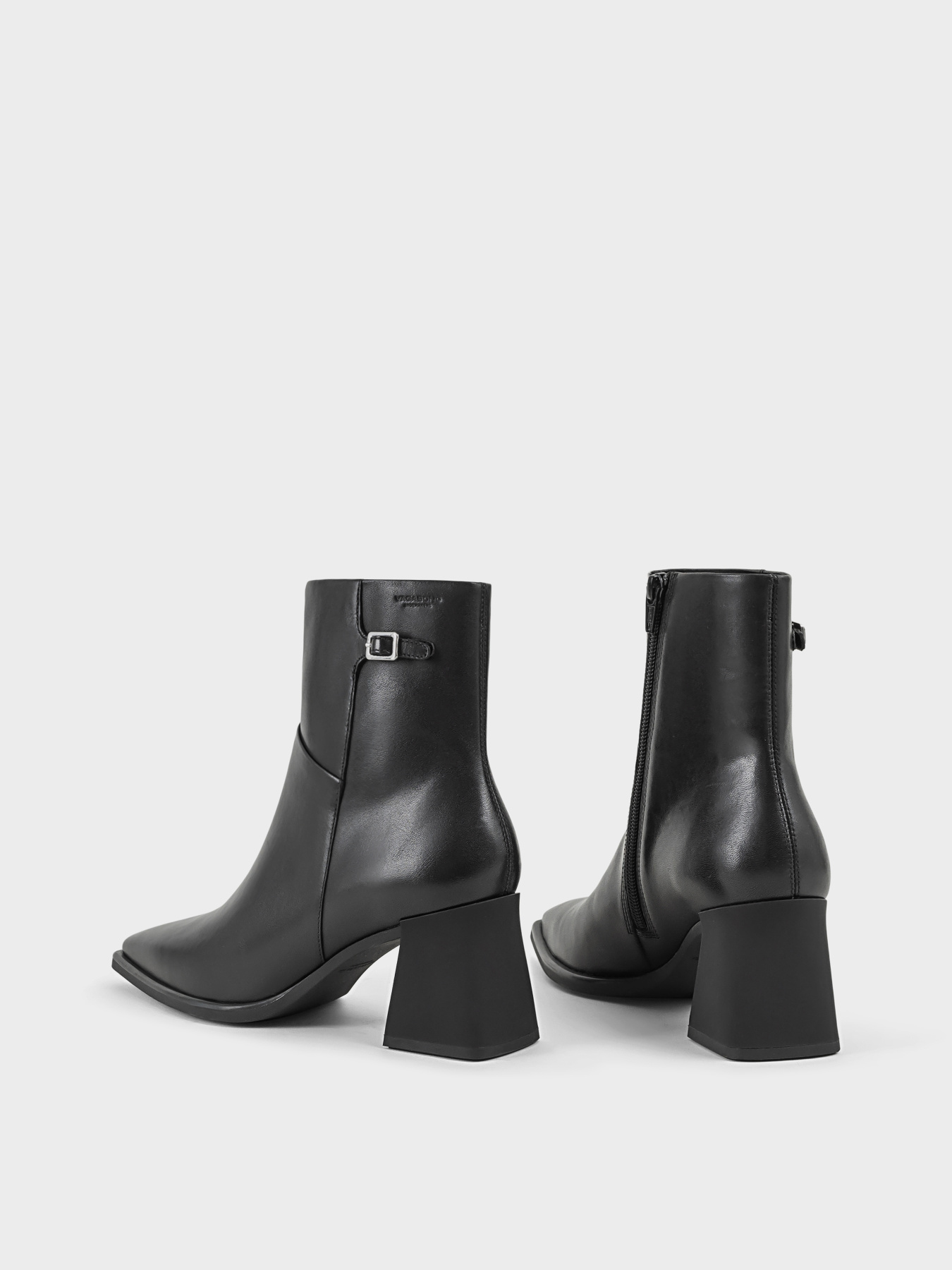 Бoтильоны VAGABOND Hedda модель 5802-001-20 Фото