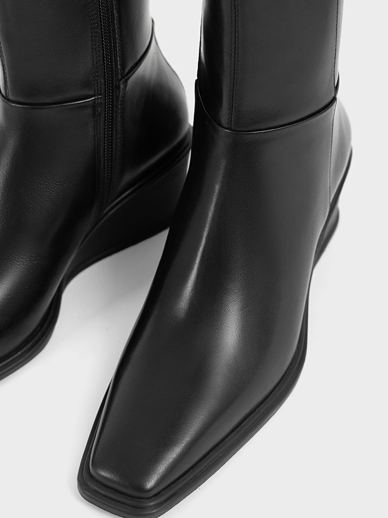 Бoтильоны VAGABOND Aino модель 5829-001-20 Фото