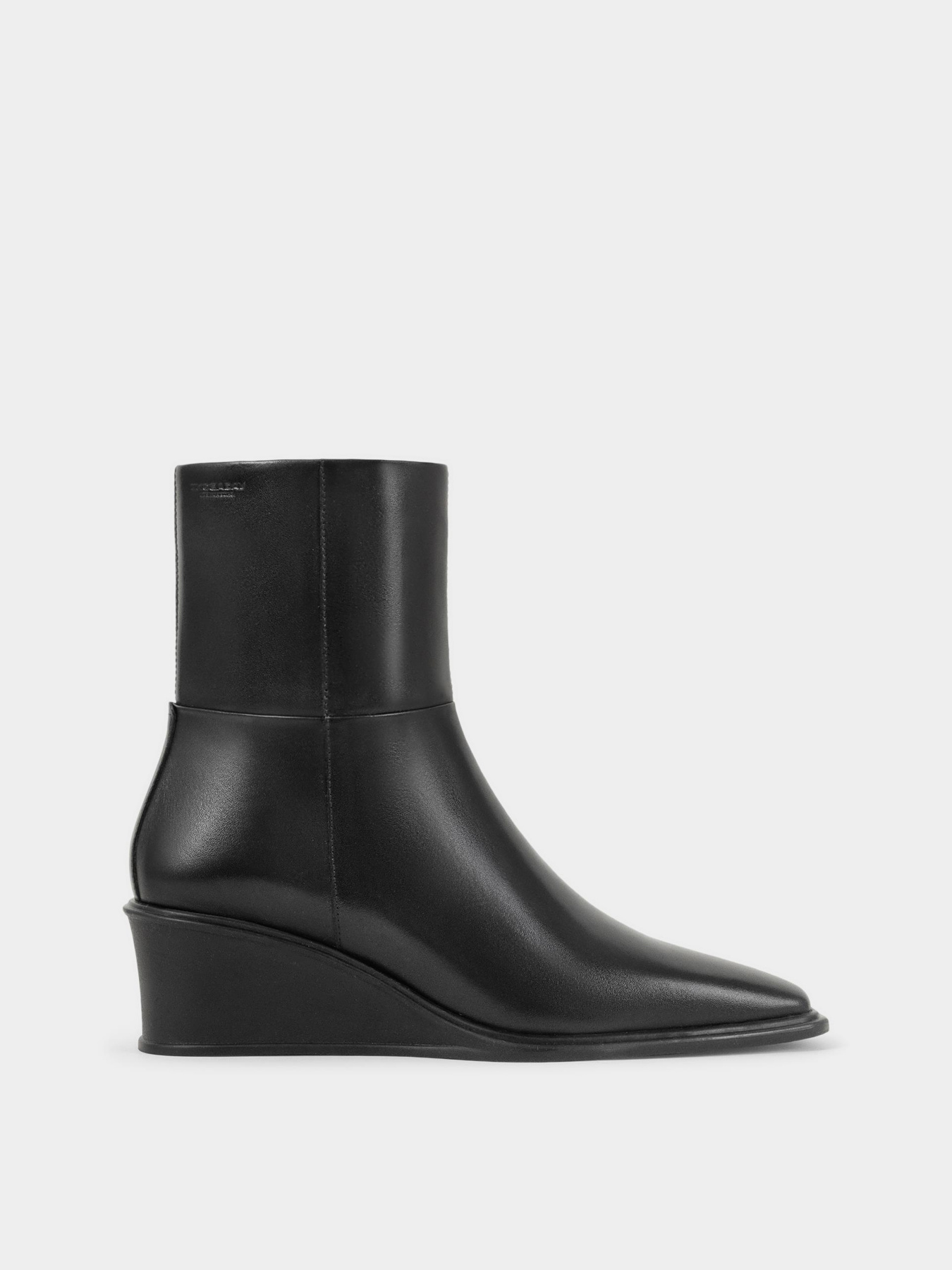 Бoтильоны VAGABOND Aino модель 5829-001-20 Фото