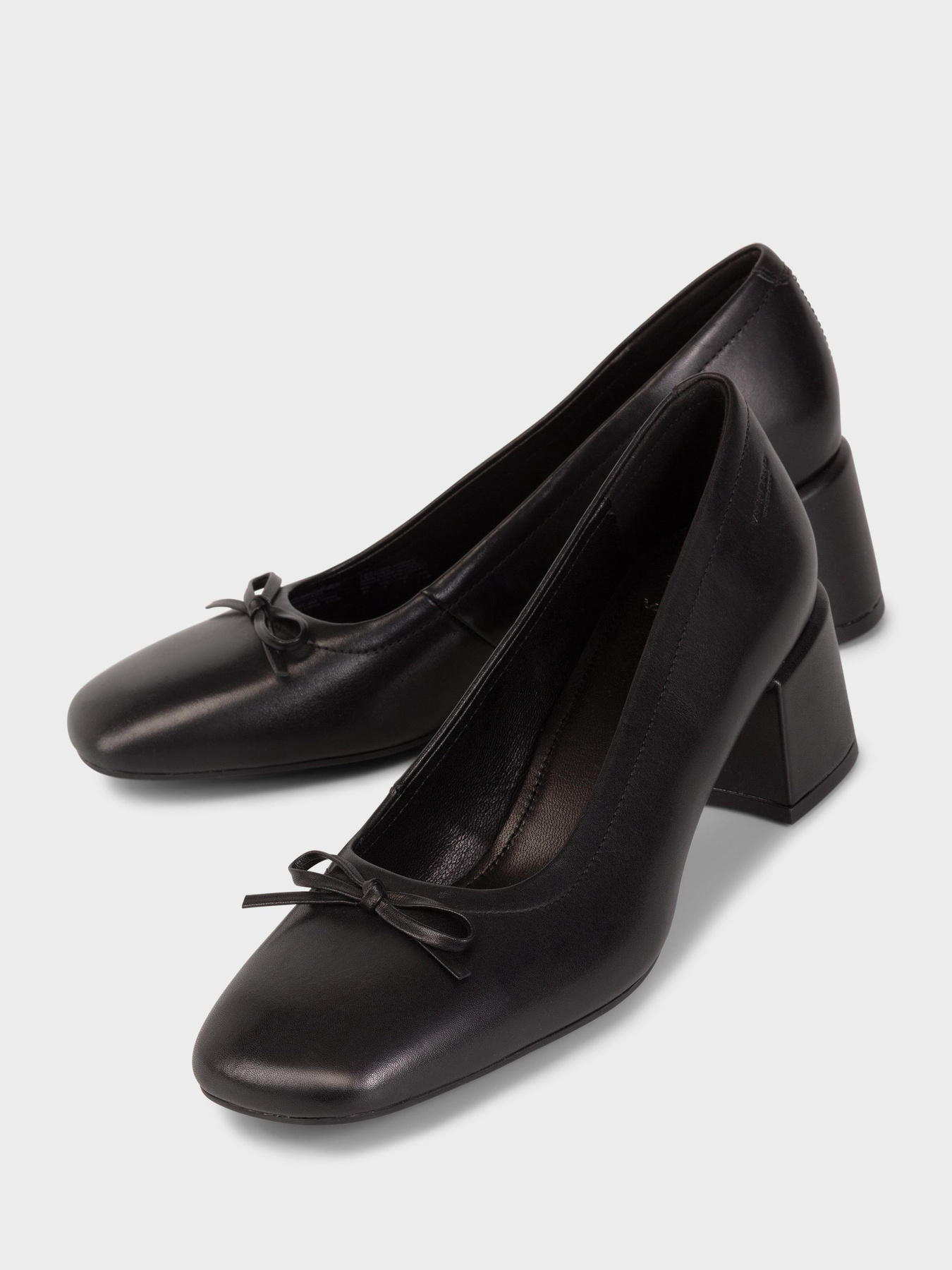 Туфли VAGABOND Adison модель 5939-001-20 Фото