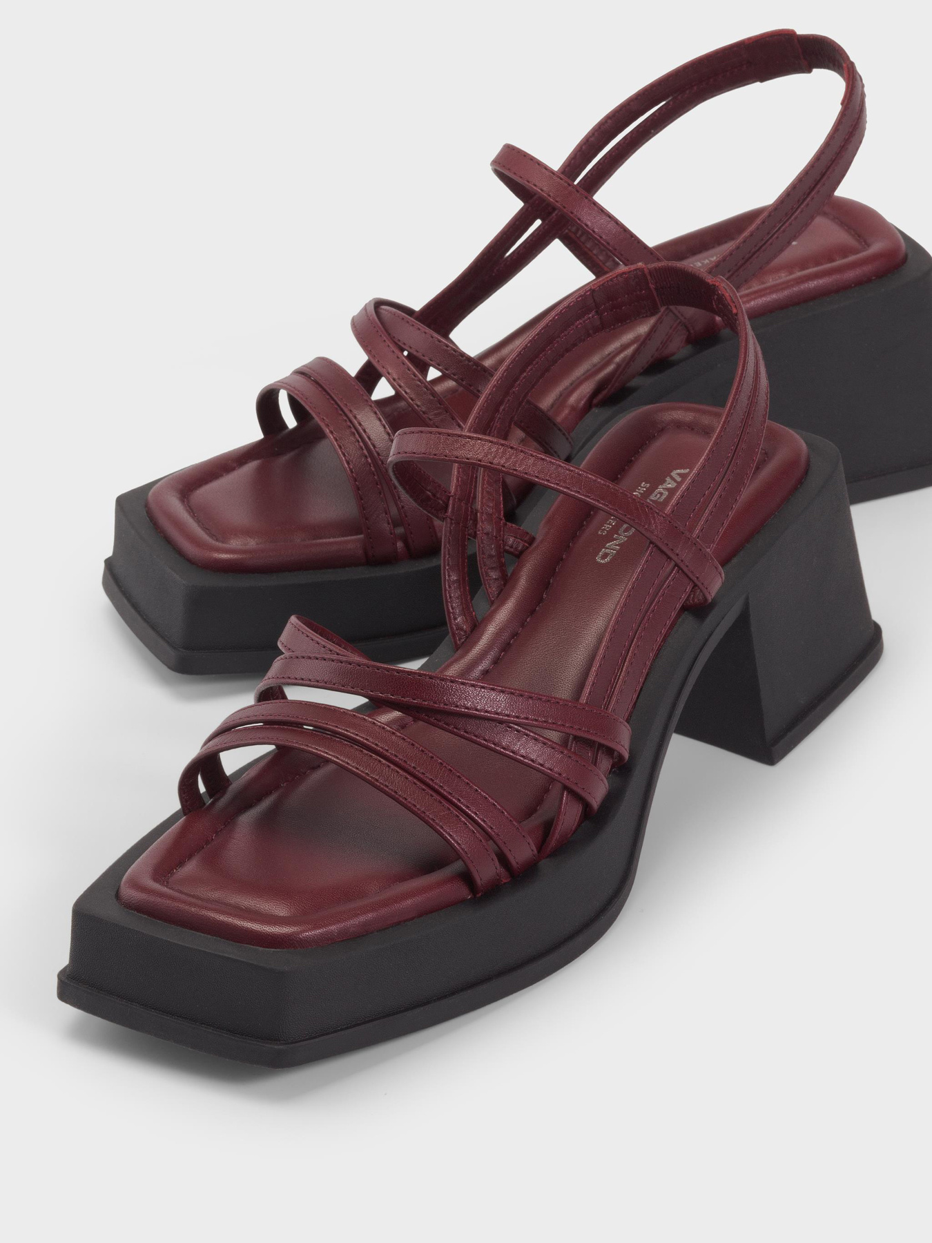 Босоножки VAGABOND Hennie модель 5337-101-38 Босоножки VAGABOND Hennie модель 5337-101-38 Фото