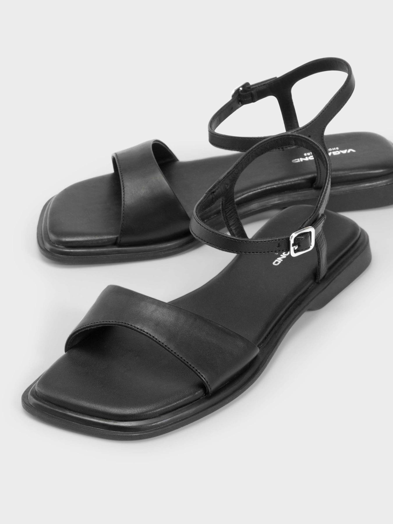 Сандалии VAGABOND Izzy модель 5913-001-20 Фото