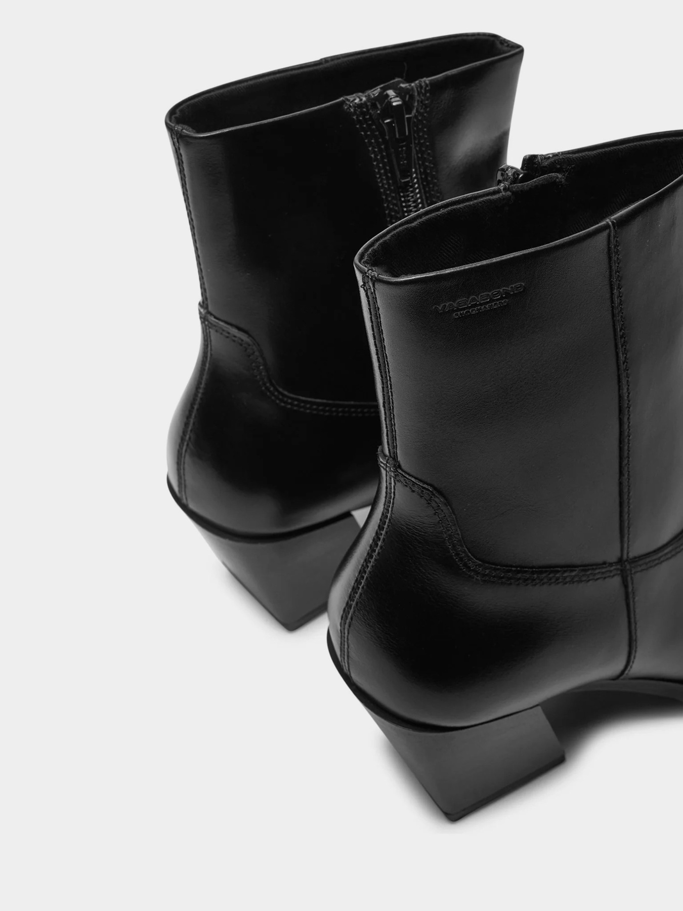 Бoтильоны VAGABOND модель 5621-001-20 Фото