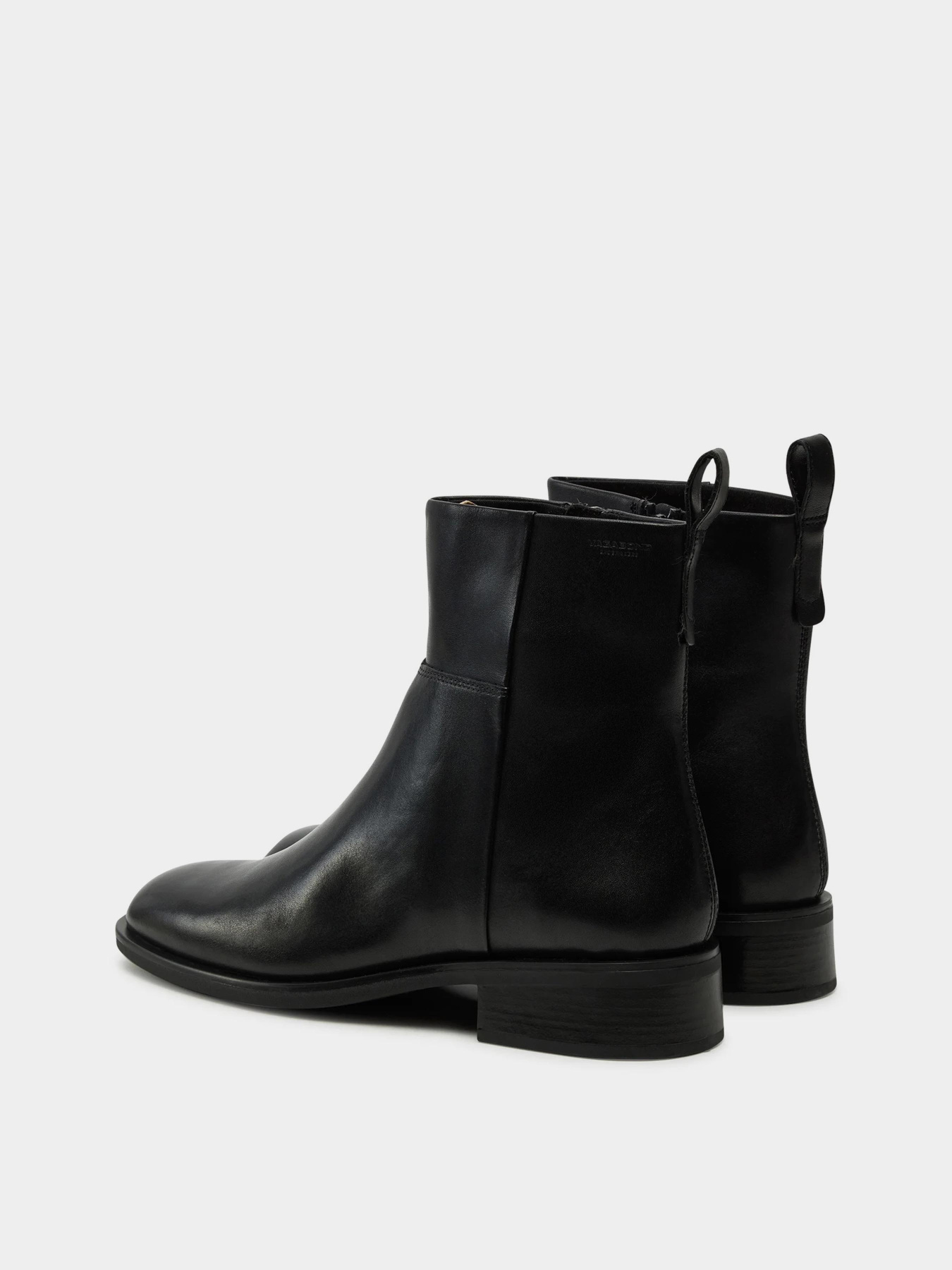 Ботинки VAGABOND модель 5835-001-20 Фото