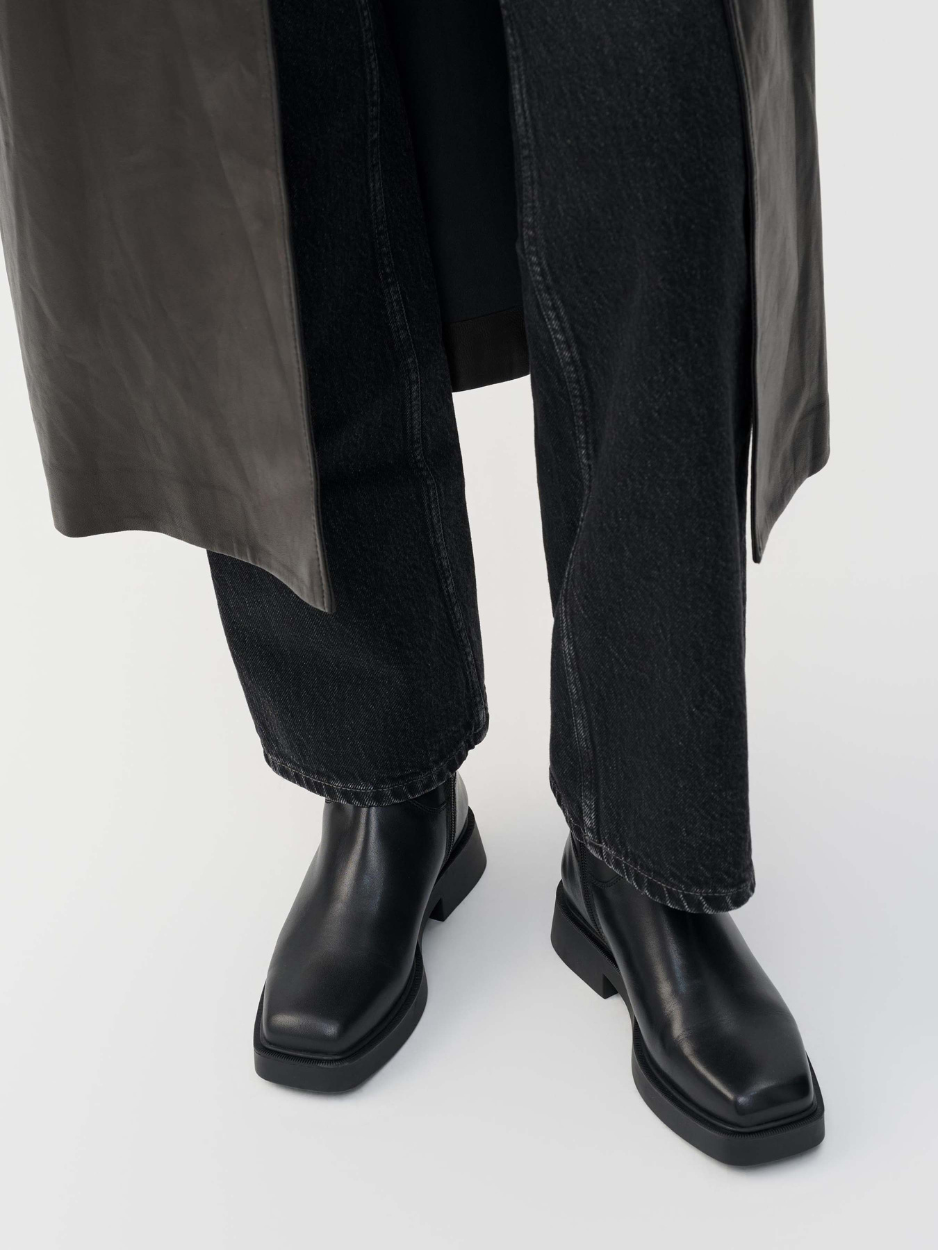 Ботинки VAGABOND модель 5843-201-20 Фото