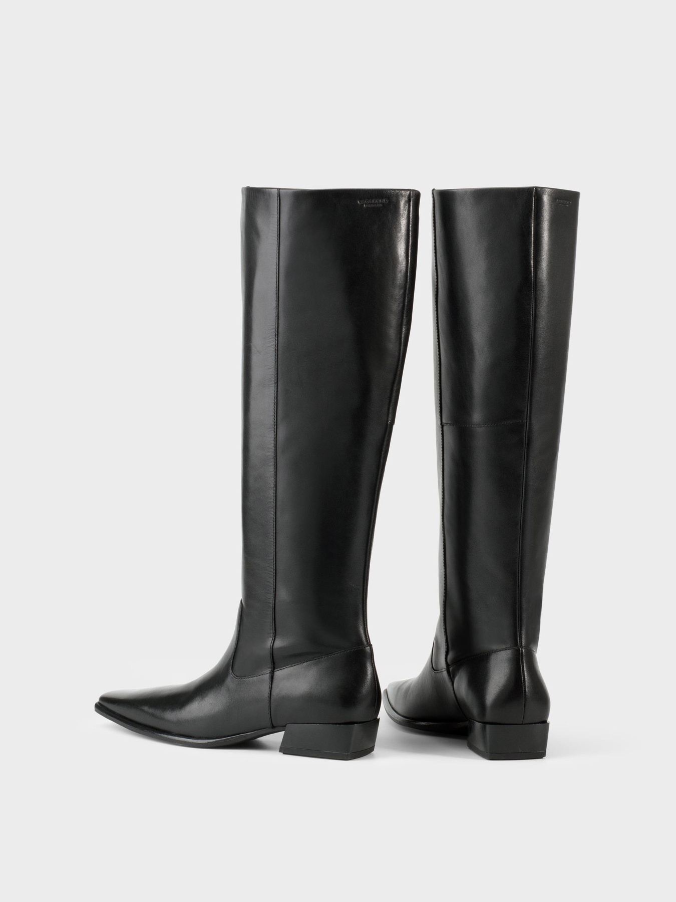 Сапоги VAGABOND модель 6016-001-20 Фото