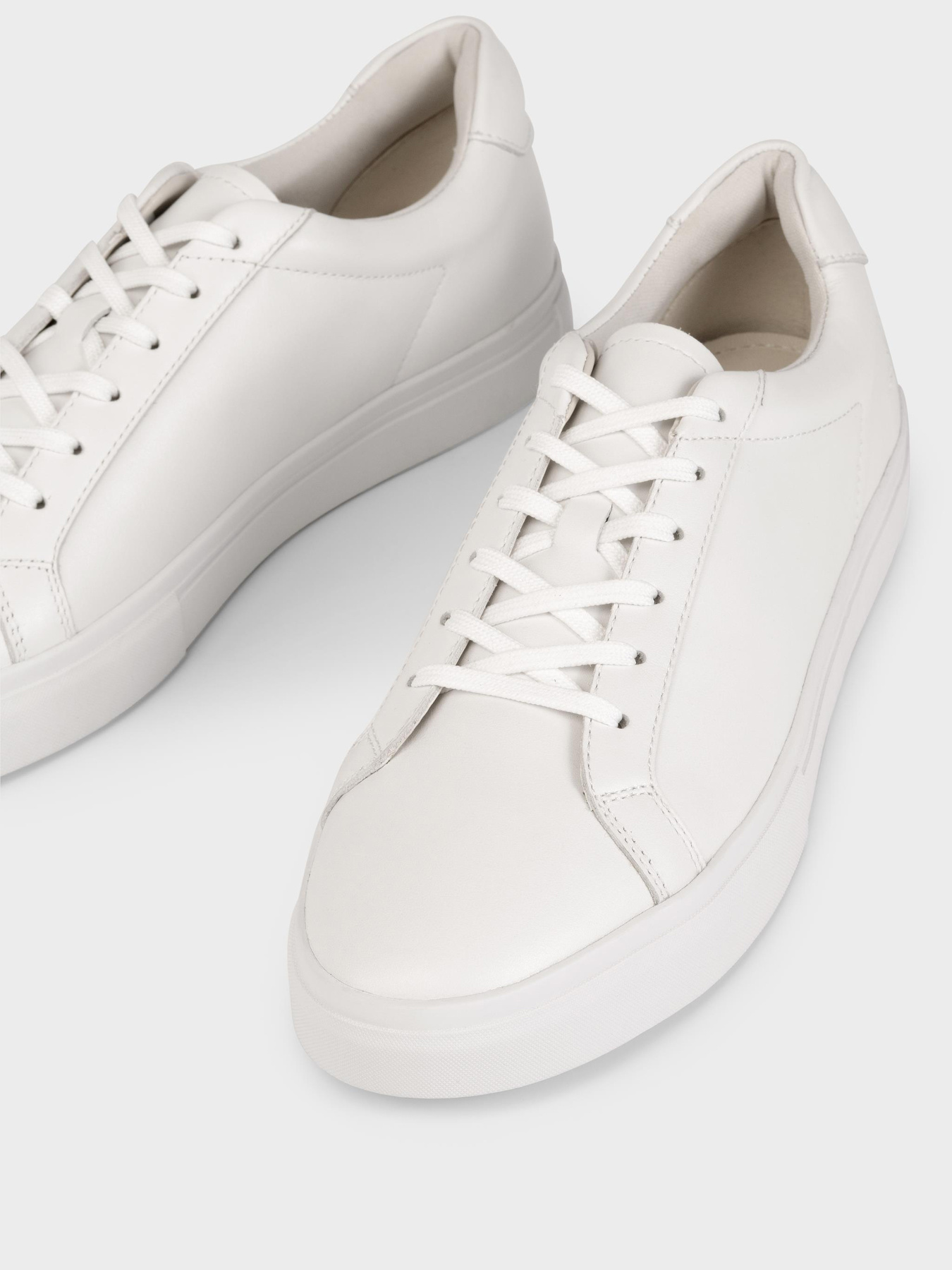 VAGABOND модель 5944-001-01 VAGABOND модель 5944-001-01 Фото