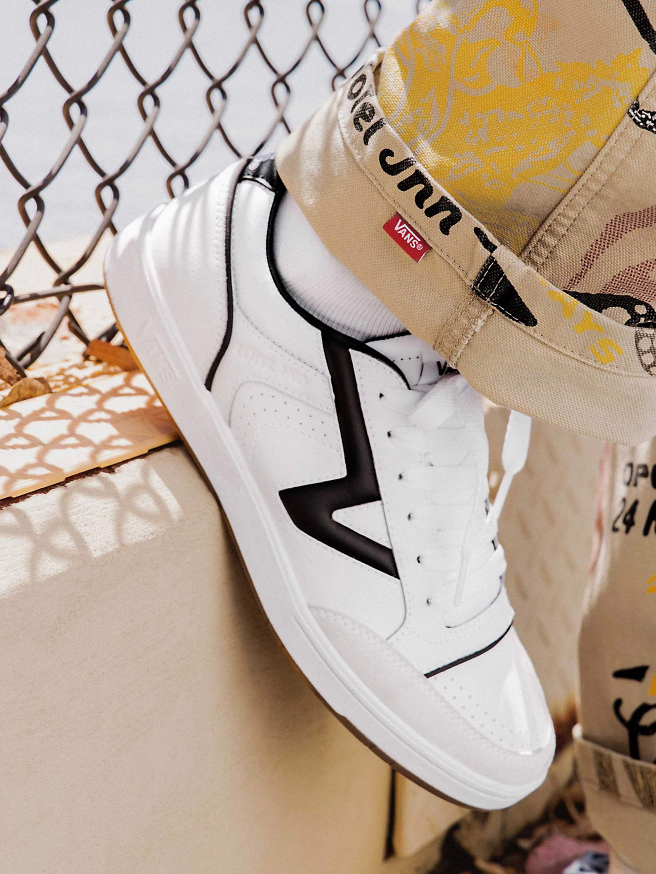 Кеди низькі Vans Lowland CC JMP R модель VN0007P2TWB1 Фото