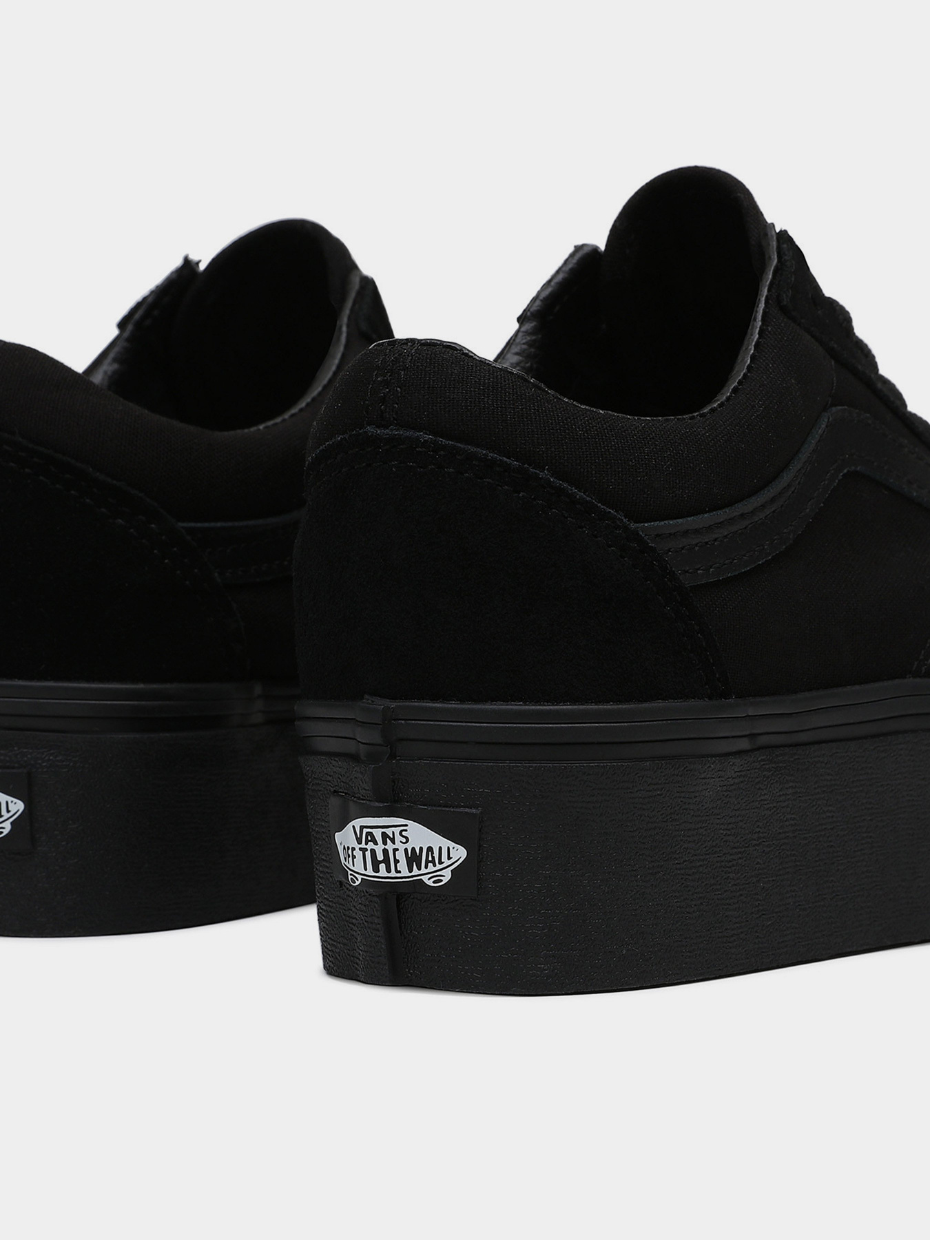 Кеди низькі Vans Old Skool Stackform модель VN0A7Q5MBKA1 Кеди низькі Vans Old Skool Stackform модель VN0A7Q5MBKA1 Фото