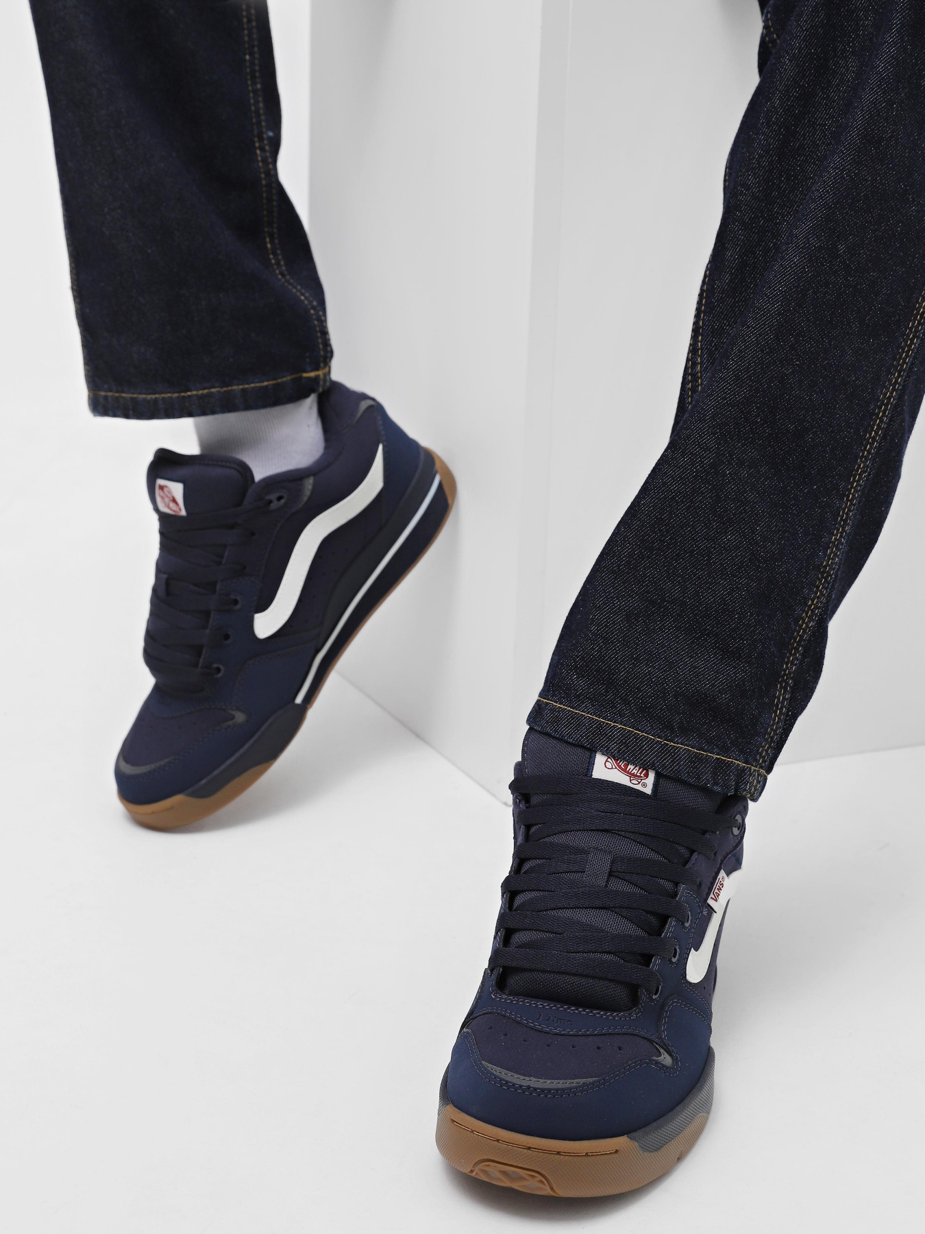 Кеды низкие Vans Rowley XLT модель VN000CMWNVY1 Фото