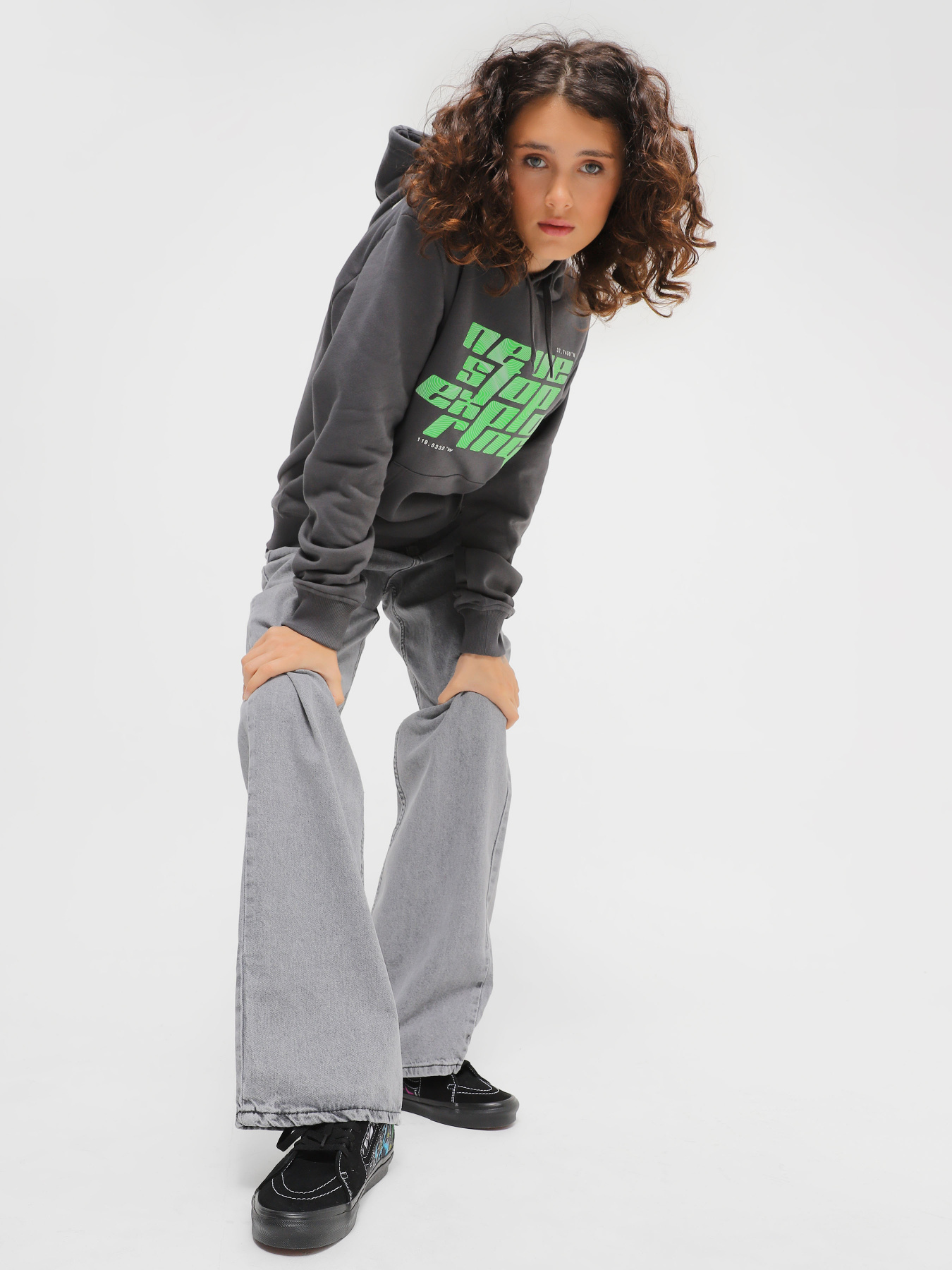 Кеди високі Vans x Disney Sk8-Hi модель VN000BW7BMB1 Кеди високі Vans x Disney Sk8-Hi модель VN000BW7BMB1 Фото