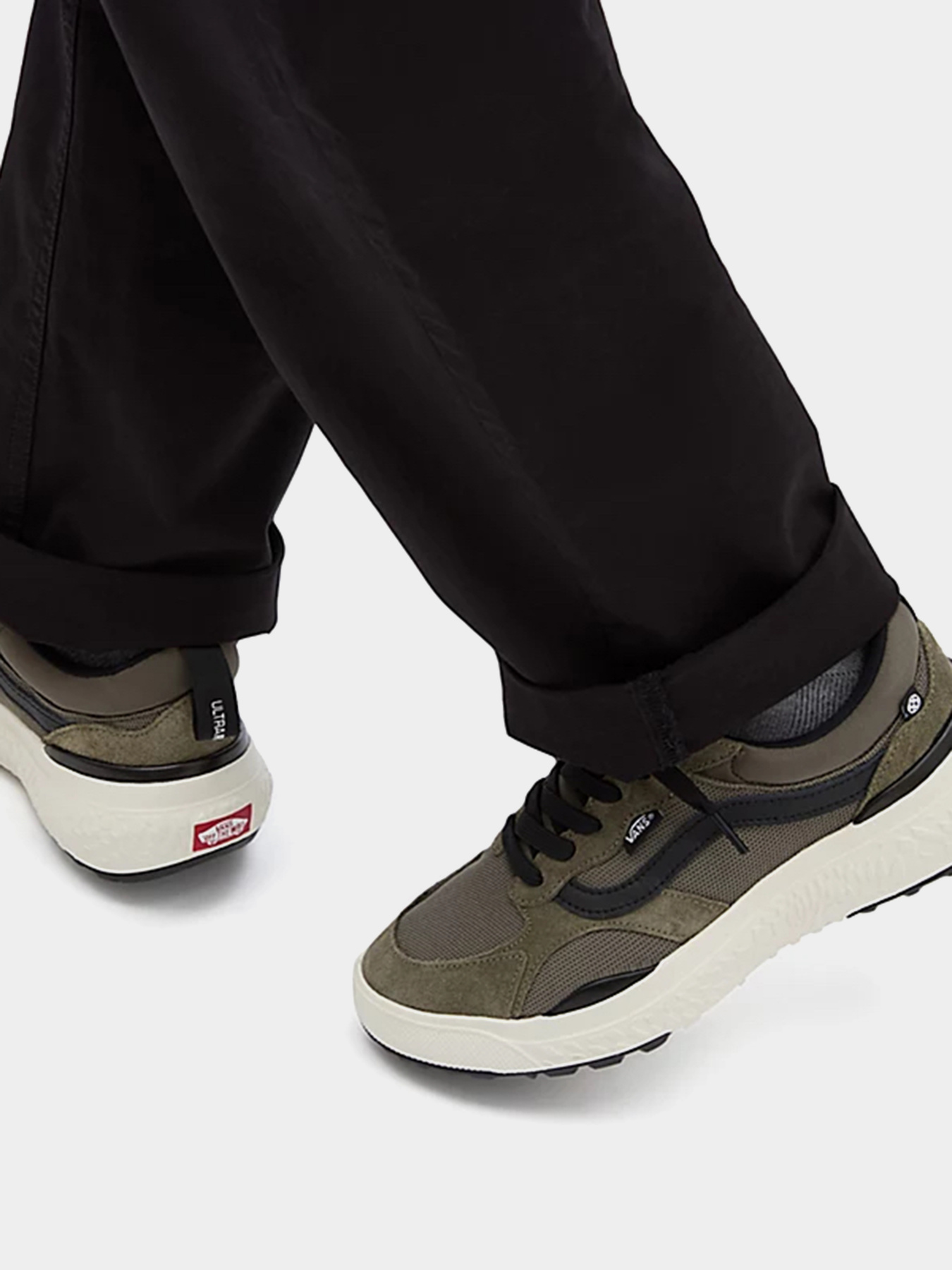 Кроссовки Vans UltraRange Neo VR3 модель VN000BCEBXV1 Фото