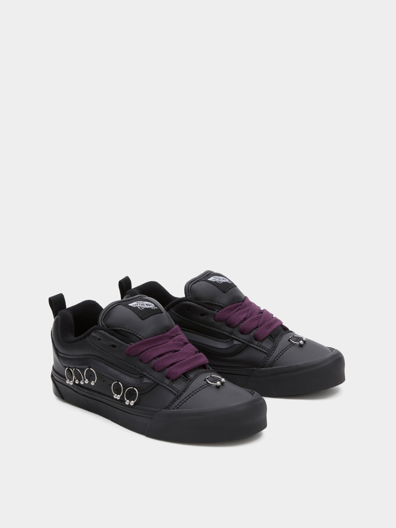 Кеды низкие Vans Knu Skool модель VN000CS0BKA1 Кеды низкие Vans Knu Skool модель VN000CS0BKA1 Фото