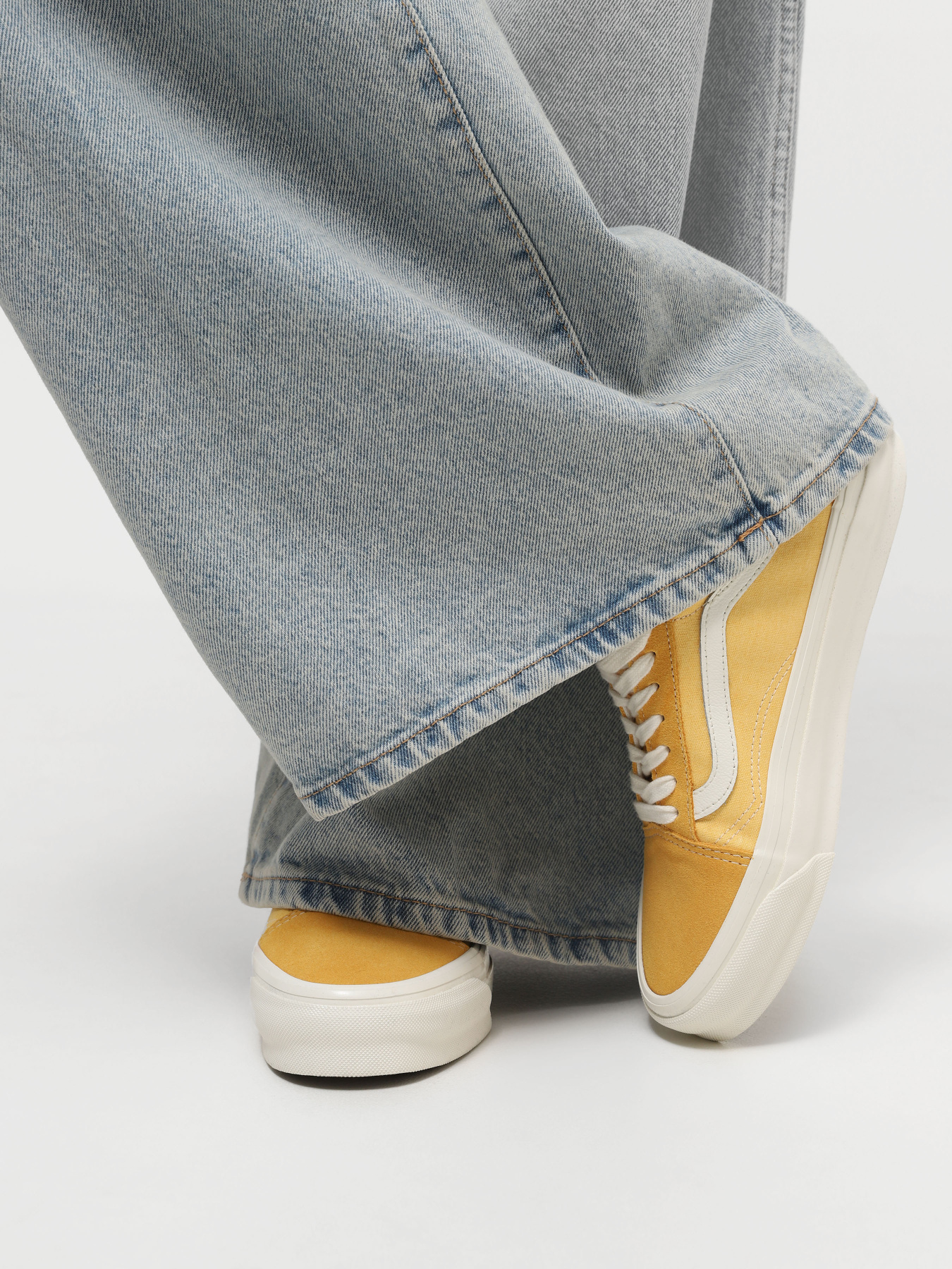 Кеди низькі Vans Old Skool 36 модель VN000CT9BK21 Фото