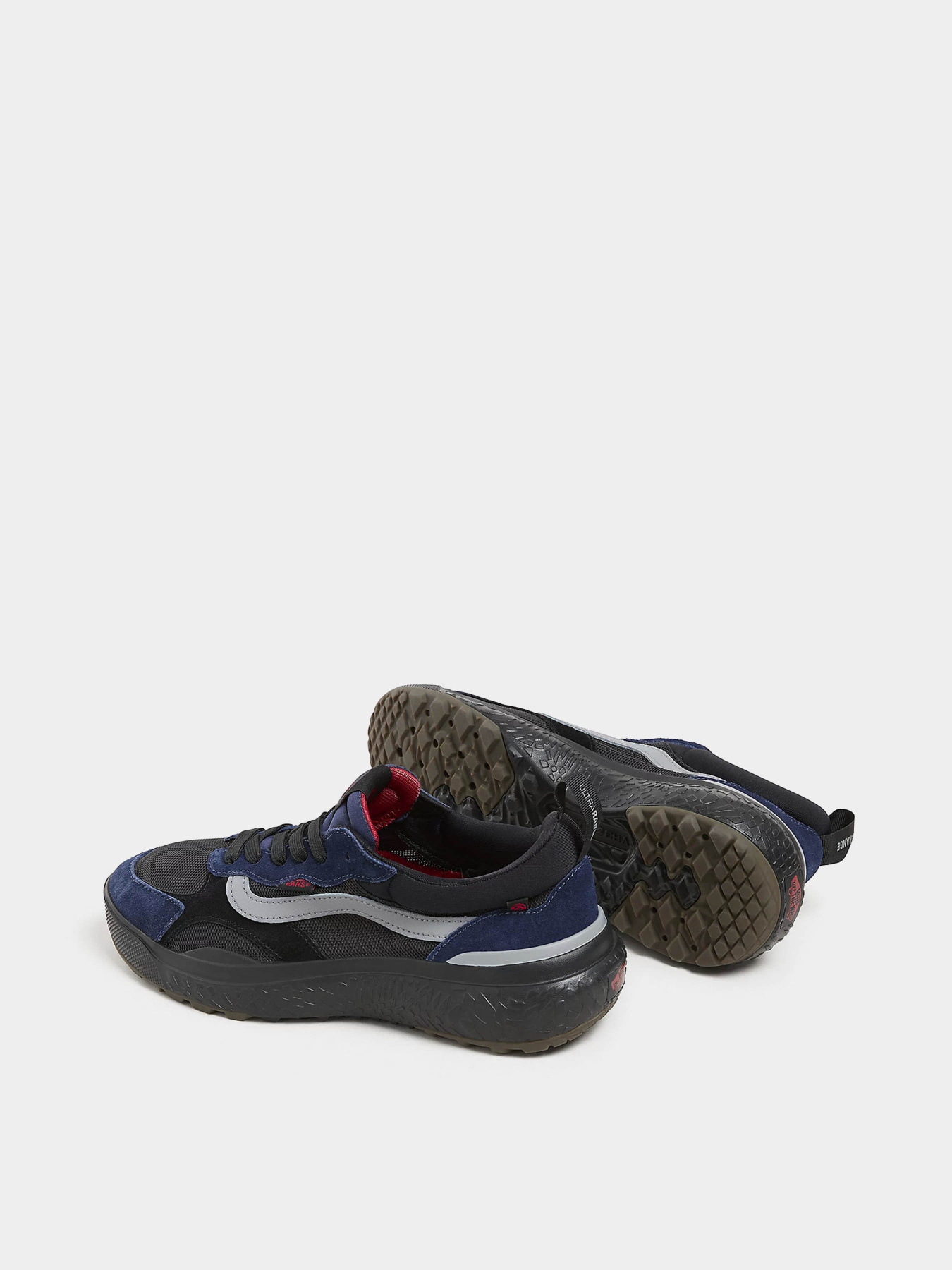 Кроссовки повседневные Vans UltraRange Neo VR3 модель VN000BCEYA61 Фото