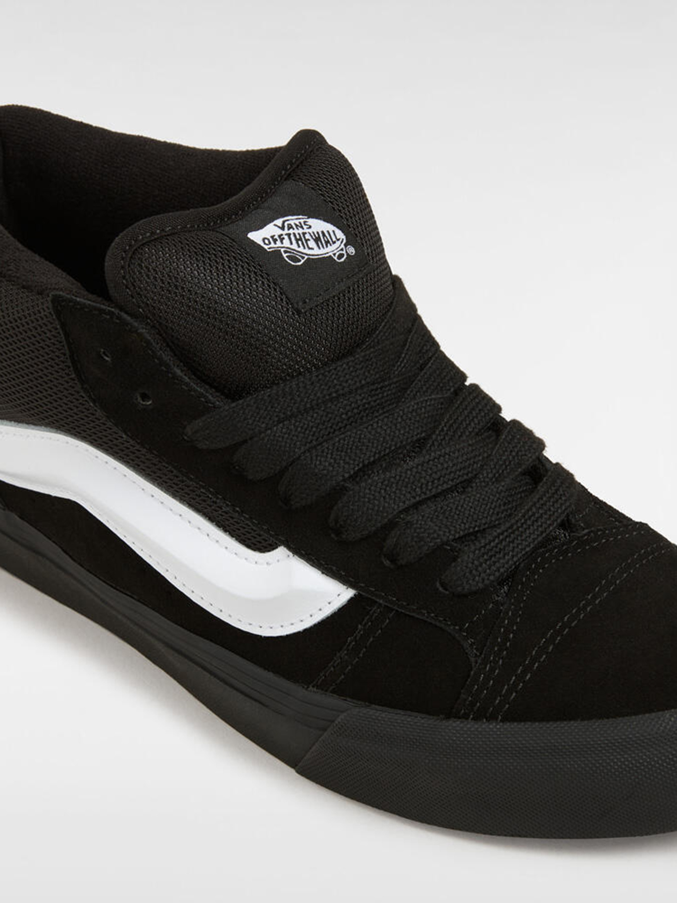 Кеды высокие Vans модель VN000CQ9B8C1 Кеды высокие Vans модель VN000CQ9B8C1 Фото