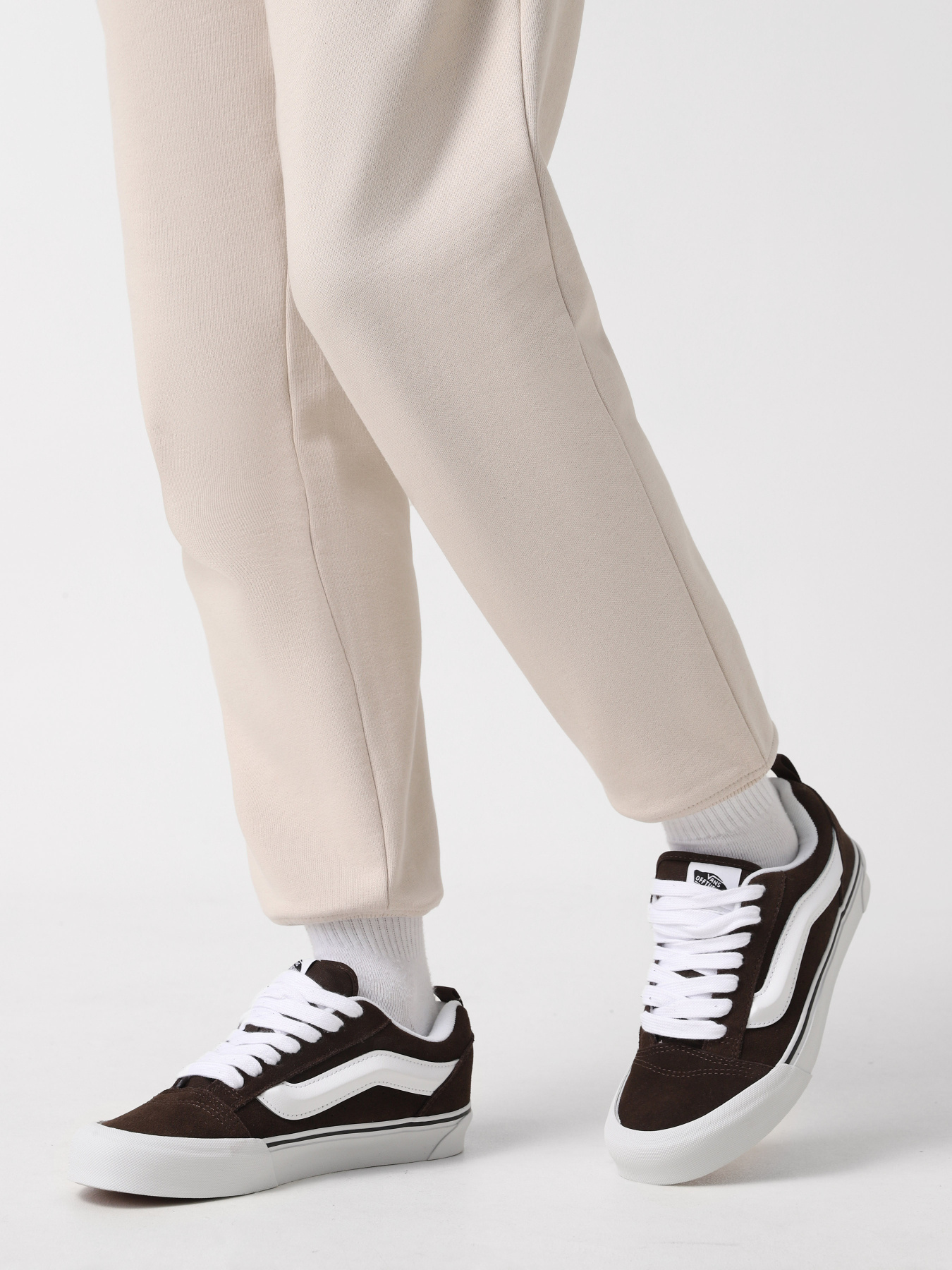 Кеди низькі Vans Knu Skool модель VN0009QCNWH1 Фото