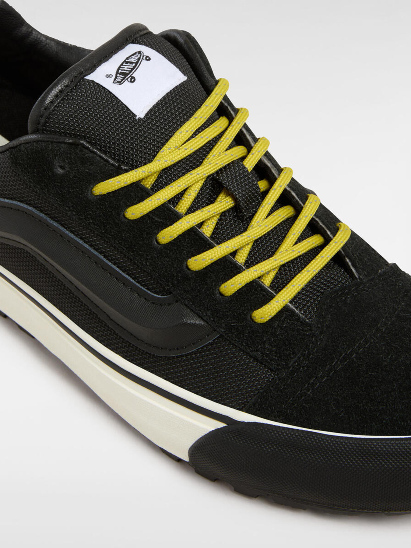 Кеды низкие Vans модель VN000CXRBLK1 Фото