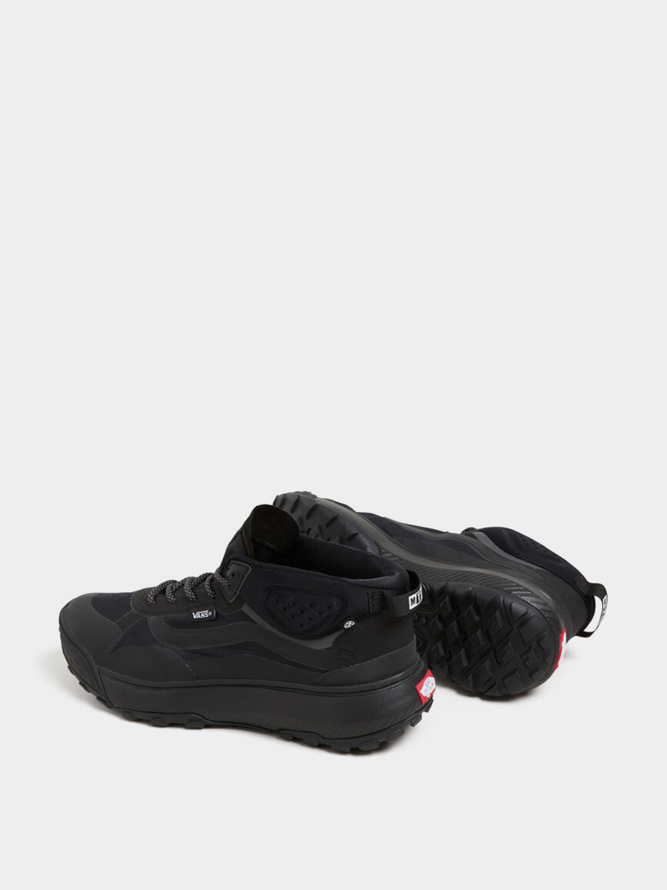 Ботинки Vans MTE Crosspath Mid модель VN000CVVBKA1 Фото