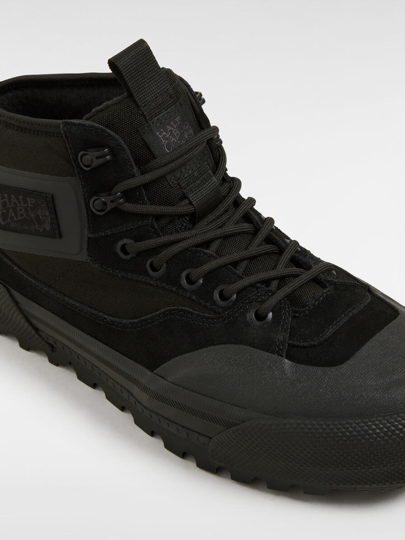 Кеды высокие Vans MTE Half Cab Gore-Tex модель VN000CVMBKA1 Фото