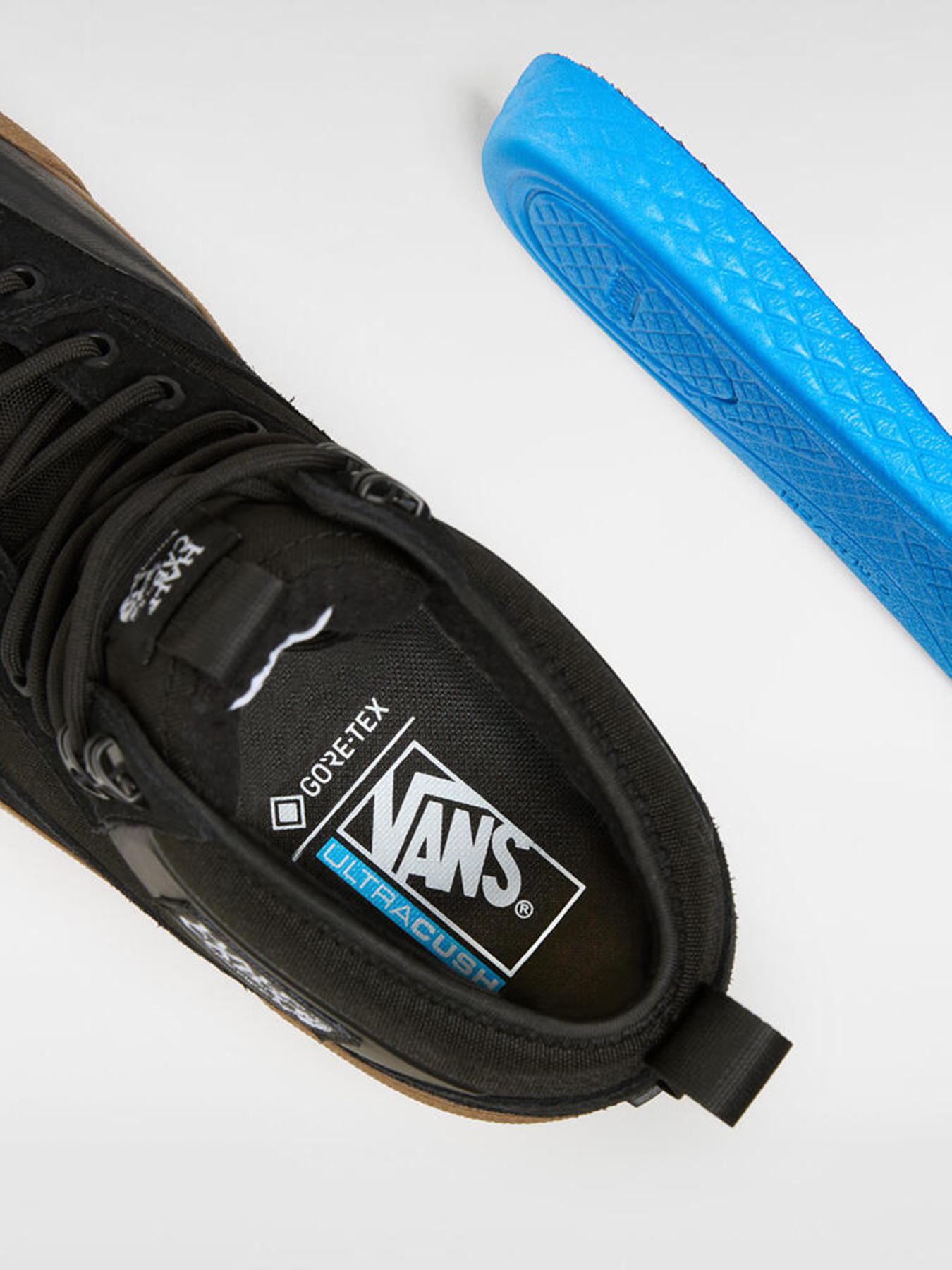 Кеды высокие Vans MTE Half Cab Gore-Tex модель VN000CVMB9M1 Фото