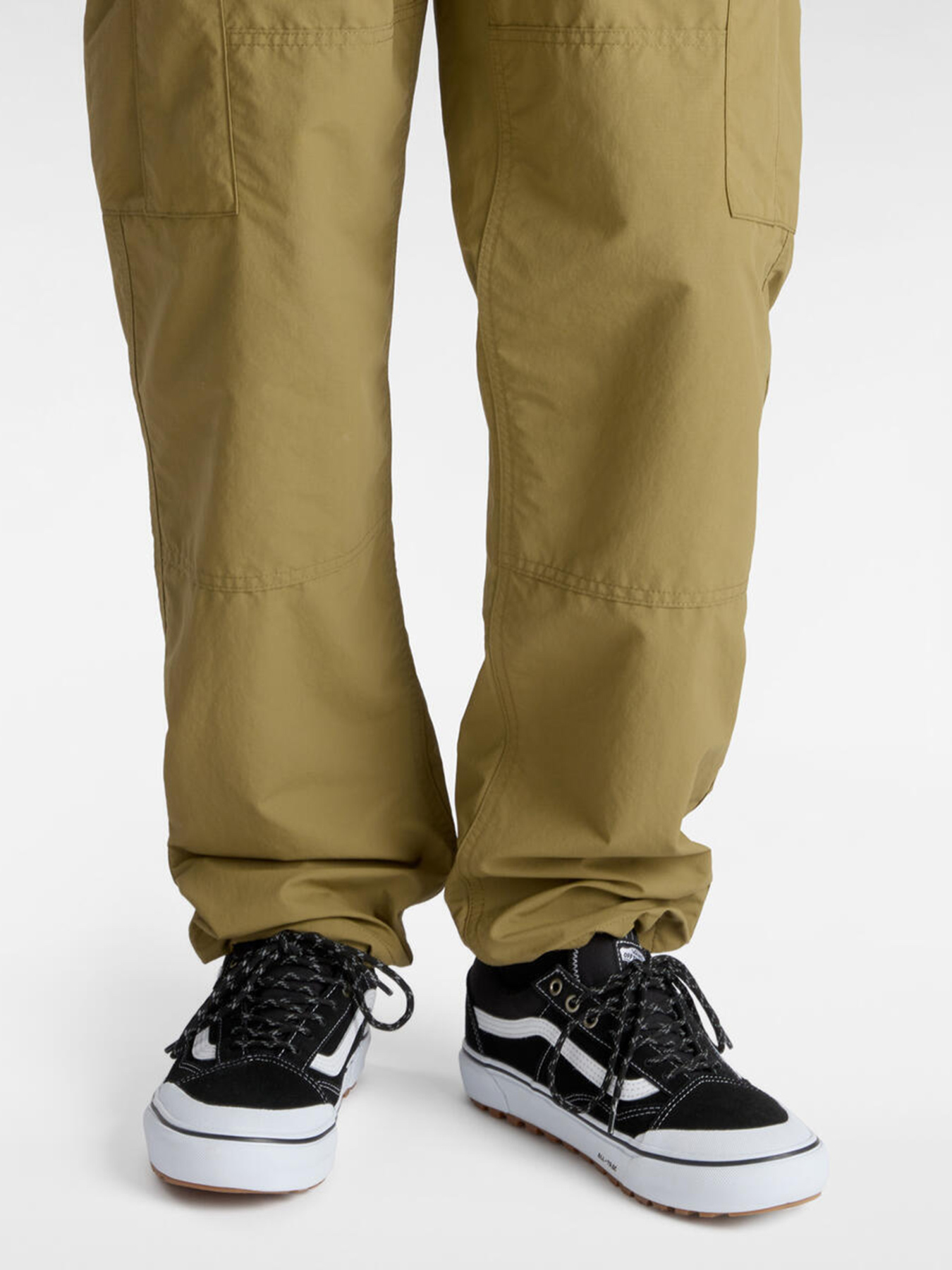 Кеды низкие Vans MTE Old Skool Waterproof модель VN000CVNBA21 Фото