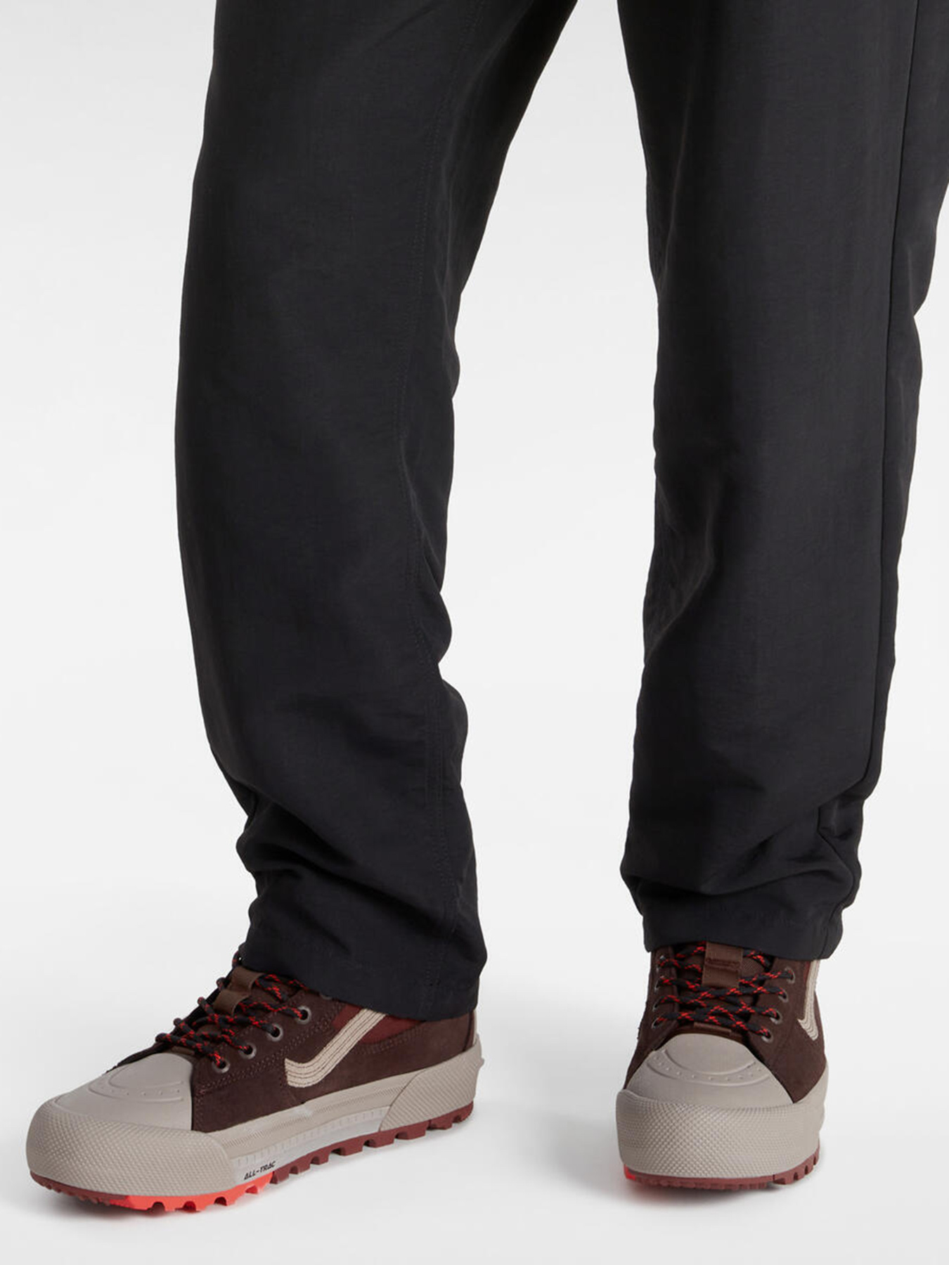 Кеды высокие Vans MTE Sk8-Hi Gore-Tex модель VN000CVS7YO1 Фото