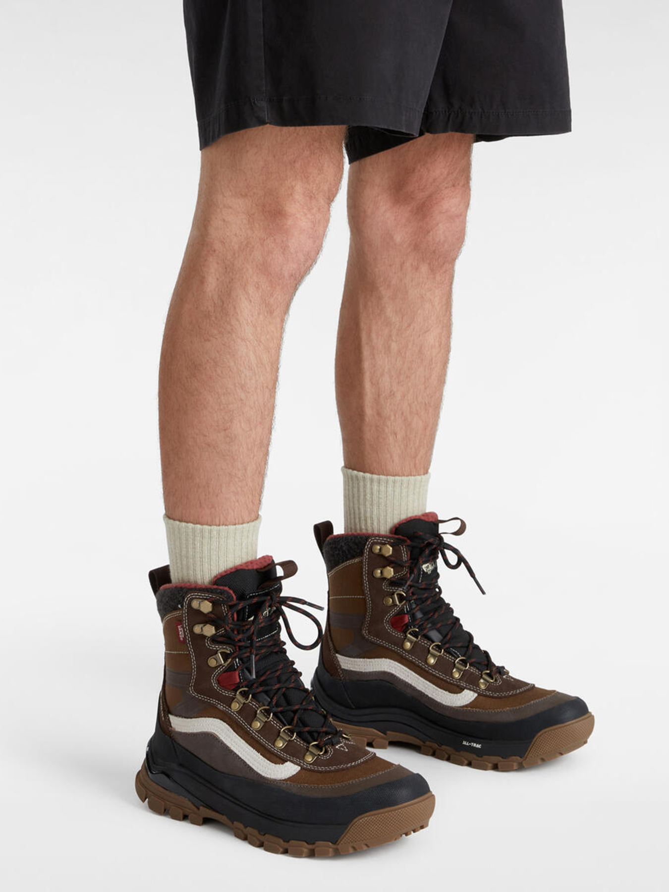 Ботинки для туризма | Outdoor Vans MTE Snow-Kicker Gore-Tex модель VN000D28B7G1 Фото