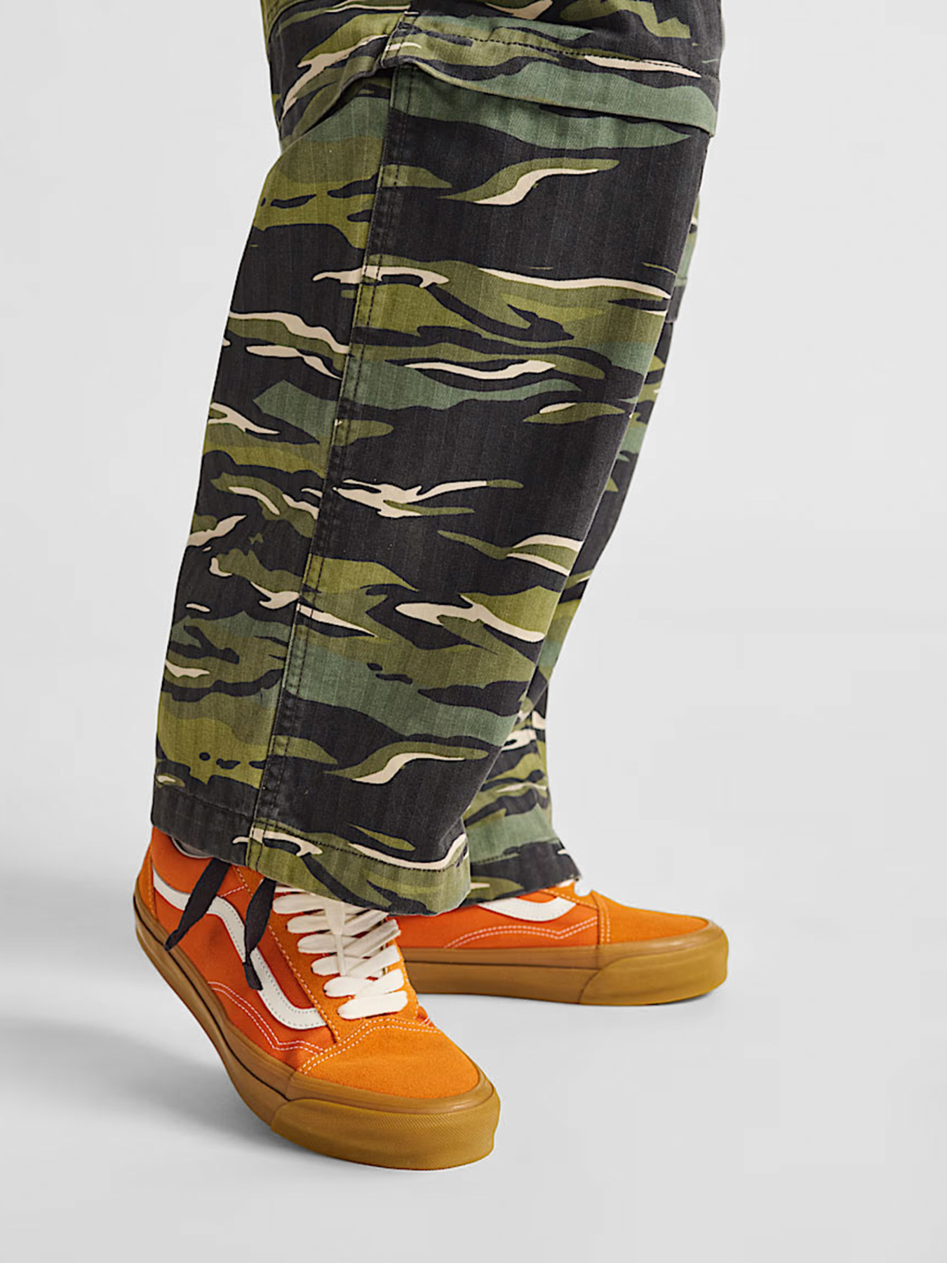 Кеды низкие Vans LX Old Skool модель VN000D5652K1 Фото