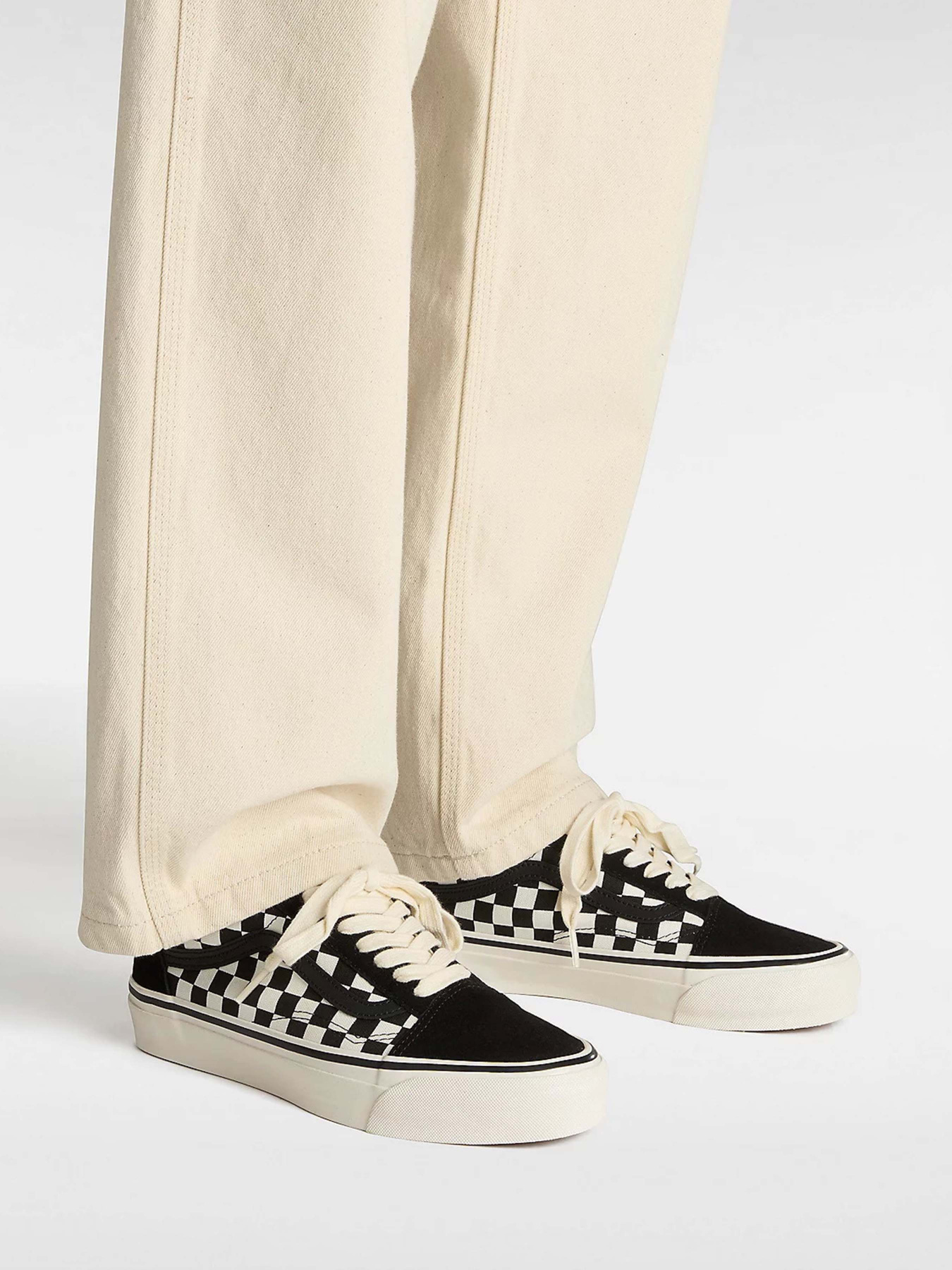 Кеди низькі Vans Lx Old Skool модель VN000D56BZW1 Фото