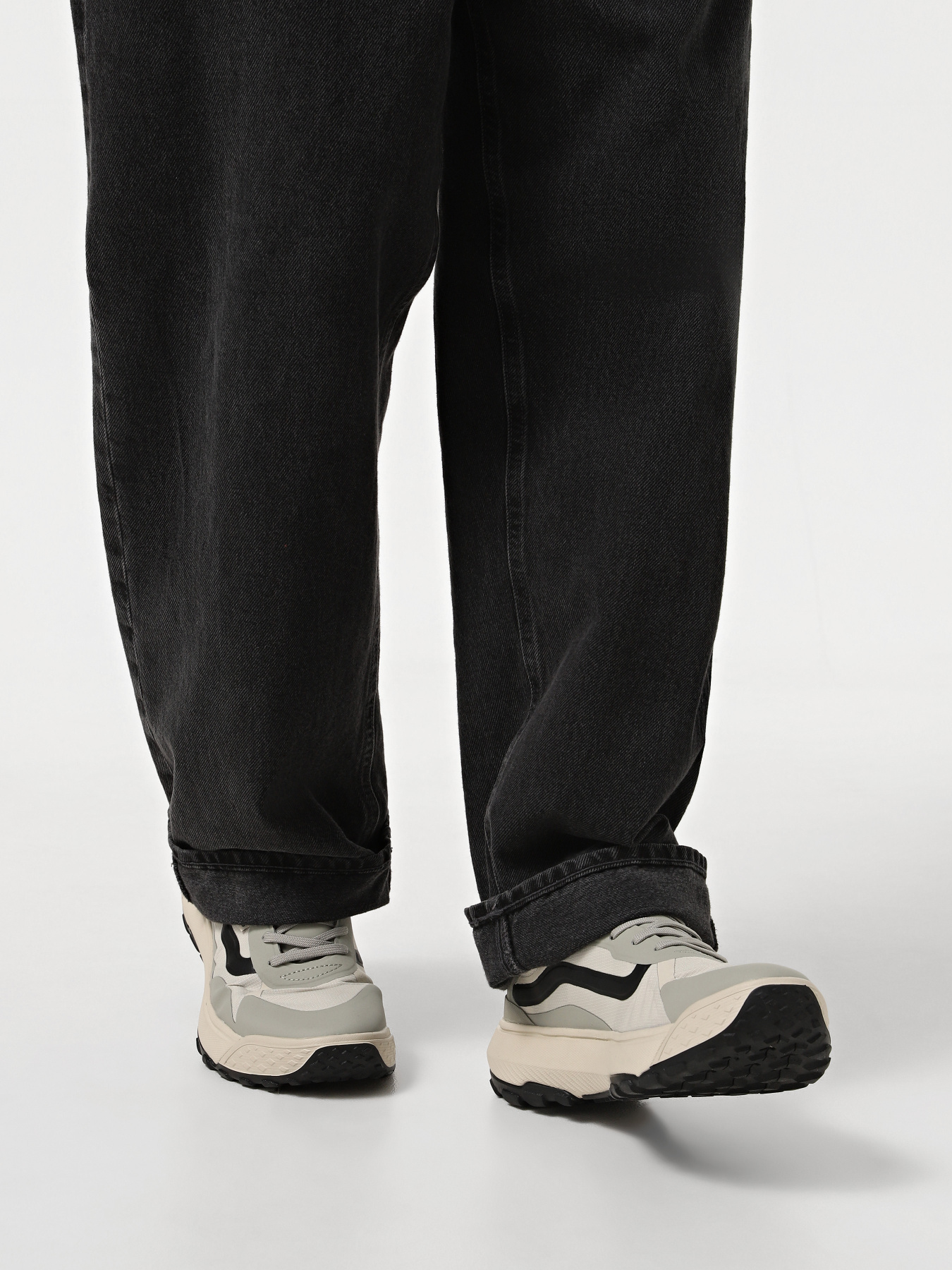 Кросівки Vans MTE Crosspath Модель VN000CVU1CI1 Фото