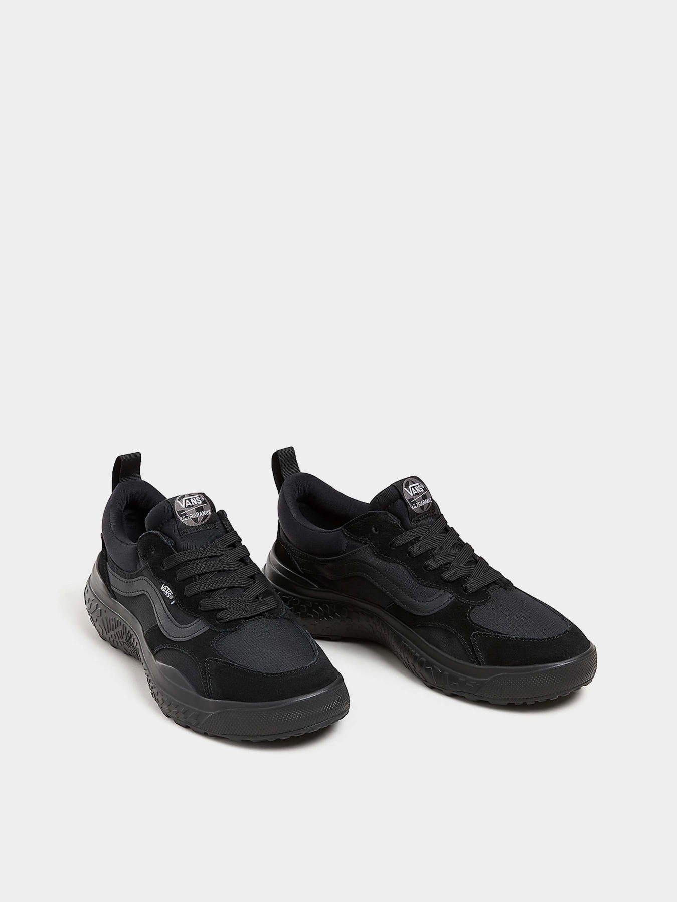 Кросівки Vans MTE Ultrarange Neo Vr3 модель VN000BCEBKA1 Фото