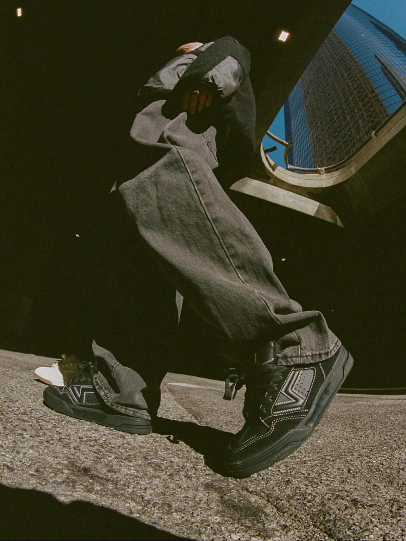 Кеды низкие Vans Upland модель VN000D6FBLA1 Фото