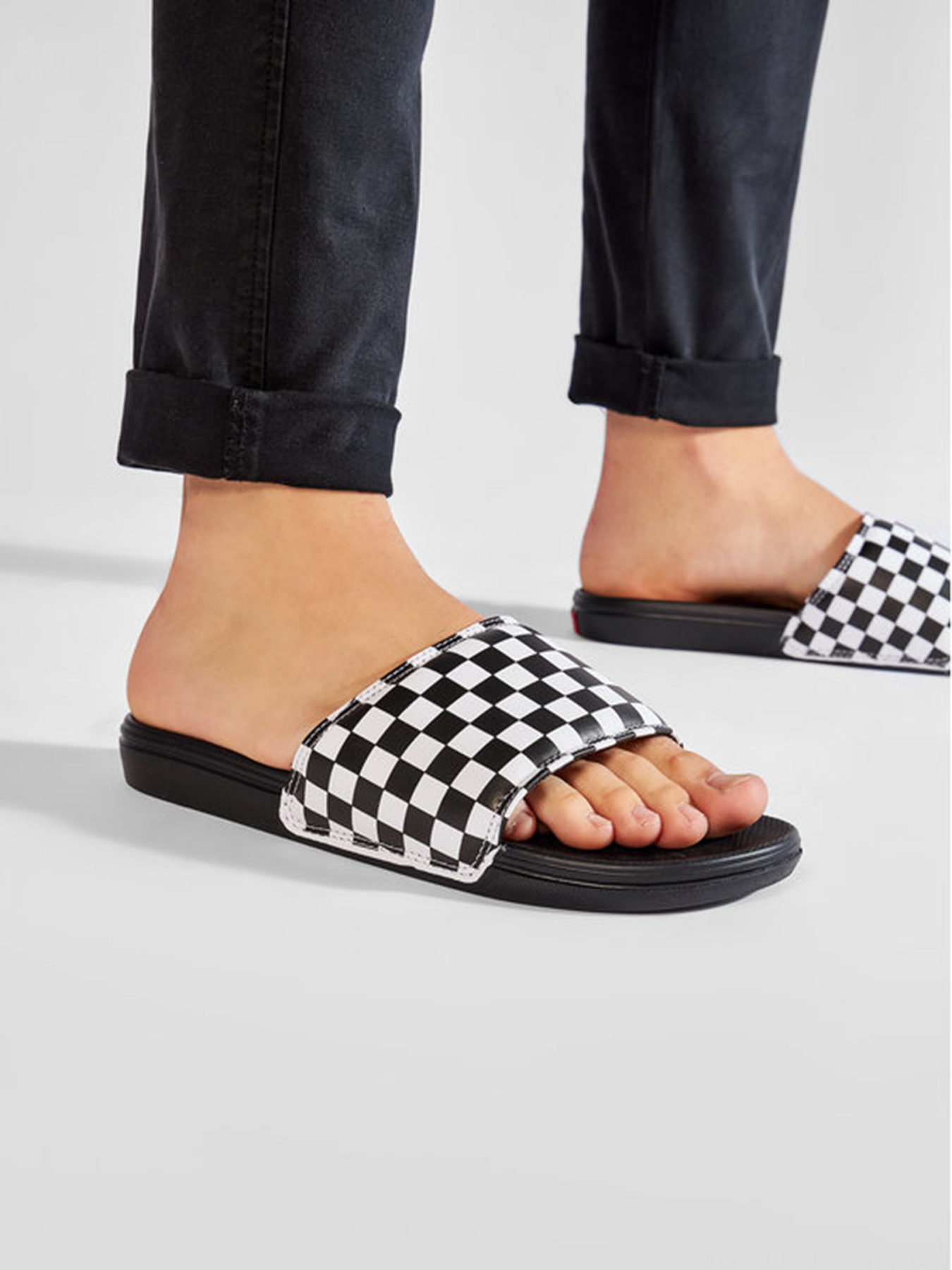 Шлепанцы Vans MTE La Costa модель VN0A5HF527I1 Шлепанцы Vans MTE La Costa модель VN0A5HF527I1 Фото